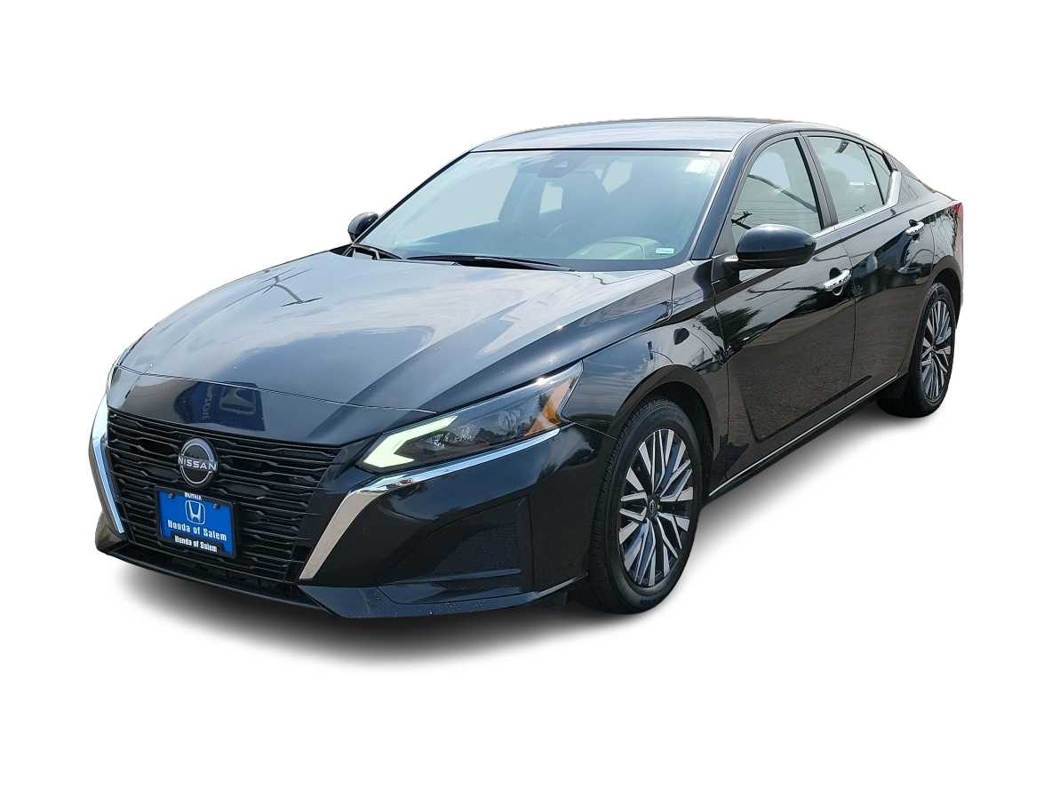 Thumbnail: 2023 Nissan Altima - 1