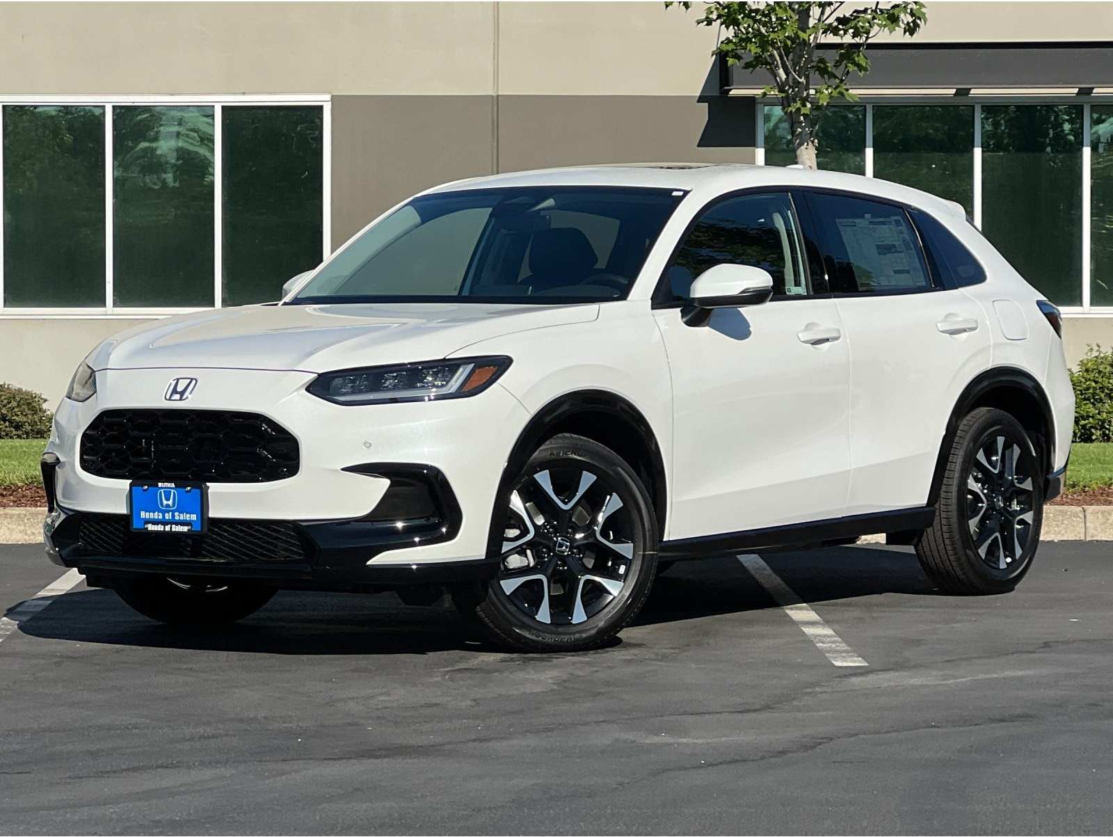 2026 Honda HR-V EX-L's photo