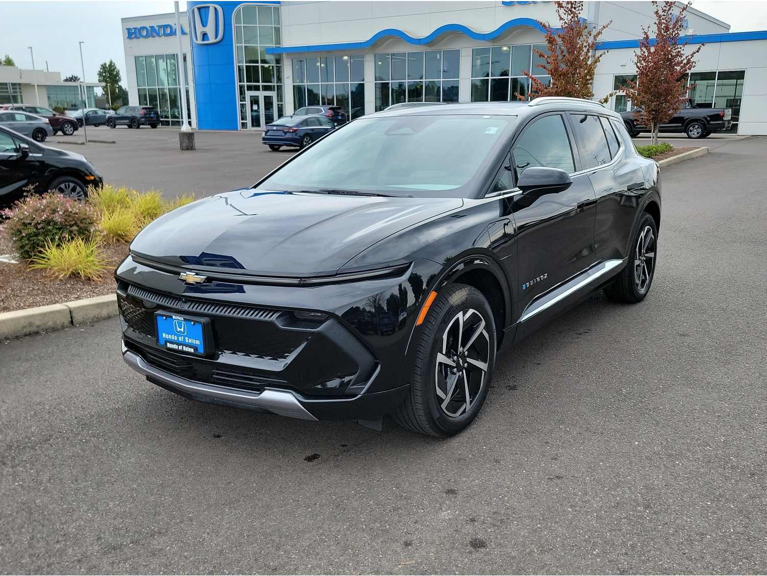 2024 Chevrolet Equinox EV LT's photo