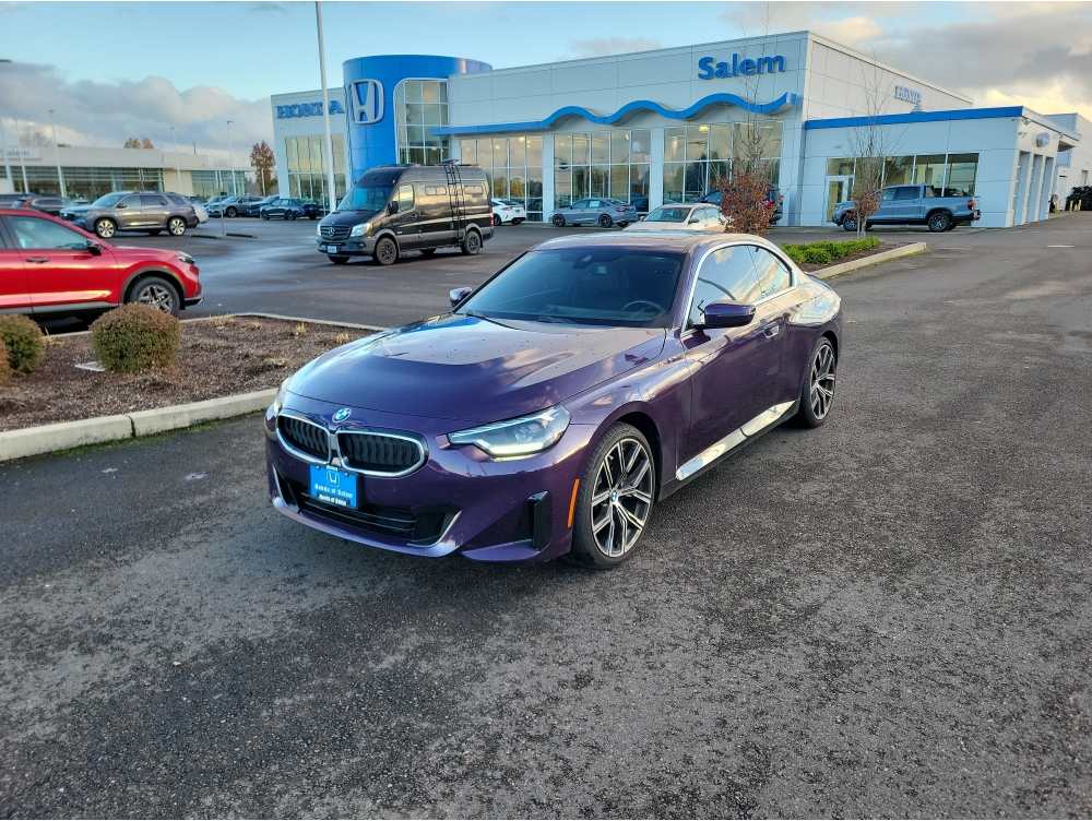 2023 BMW 2 Series 230i's photo