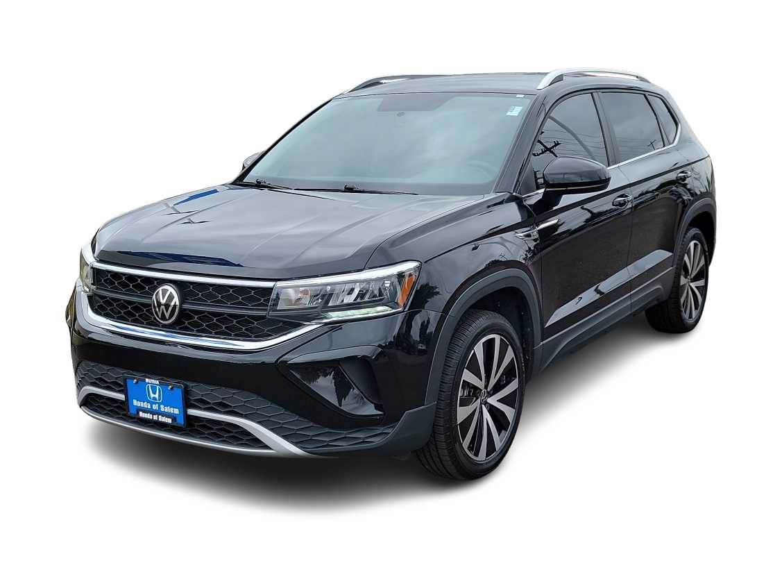 Thumbnail: 2022 Volkswagen Taos - 1