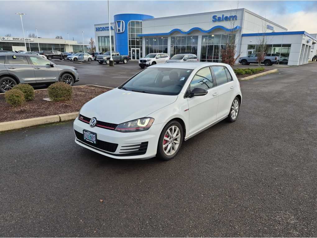 2017 Volkswagen Golf GTI Sport's photo