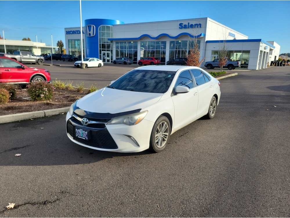 2015 Toyota Camry SE