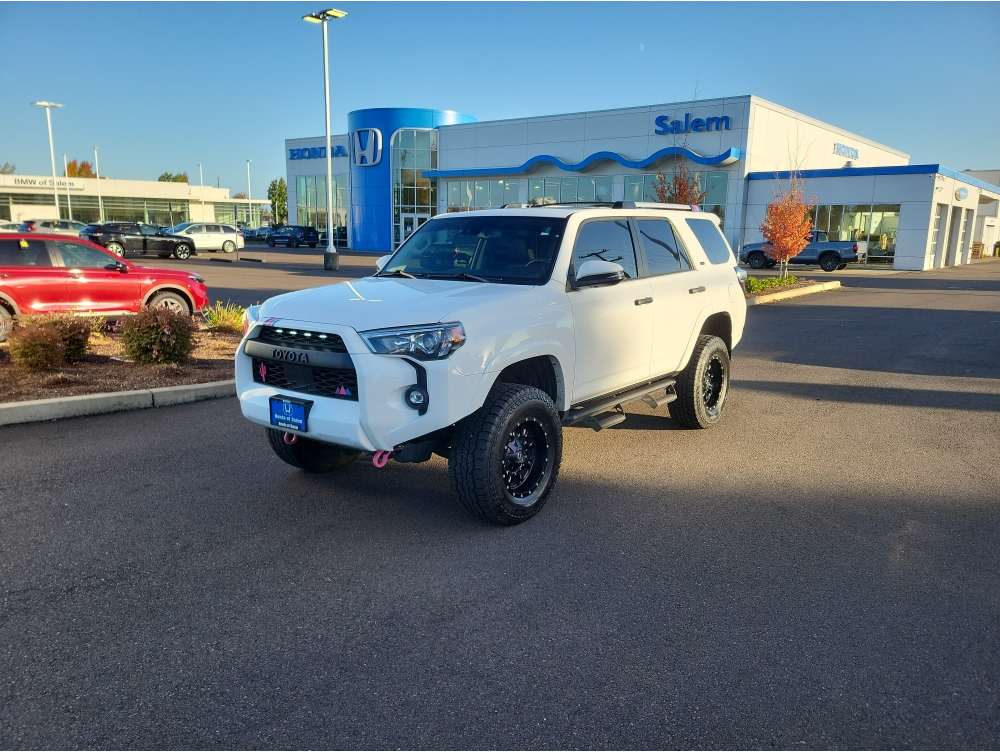 2021 Toyota 4Runner SR5 Premium's photo