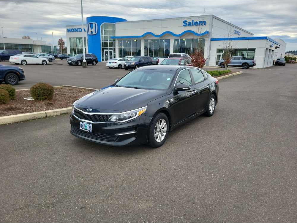 2016 Kia Optima LX's photo