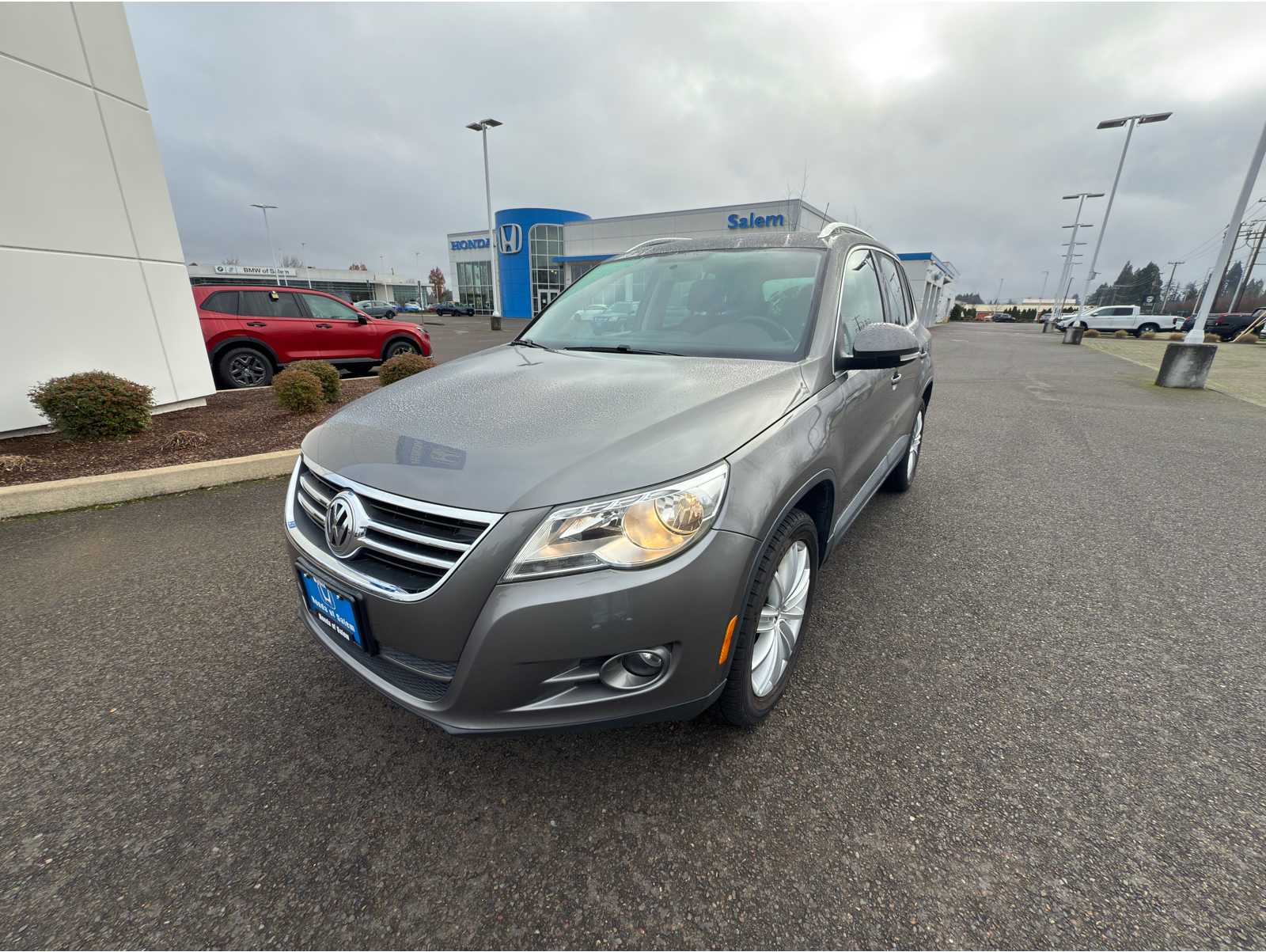 2011 Volkswagen Tiguan SE's photo