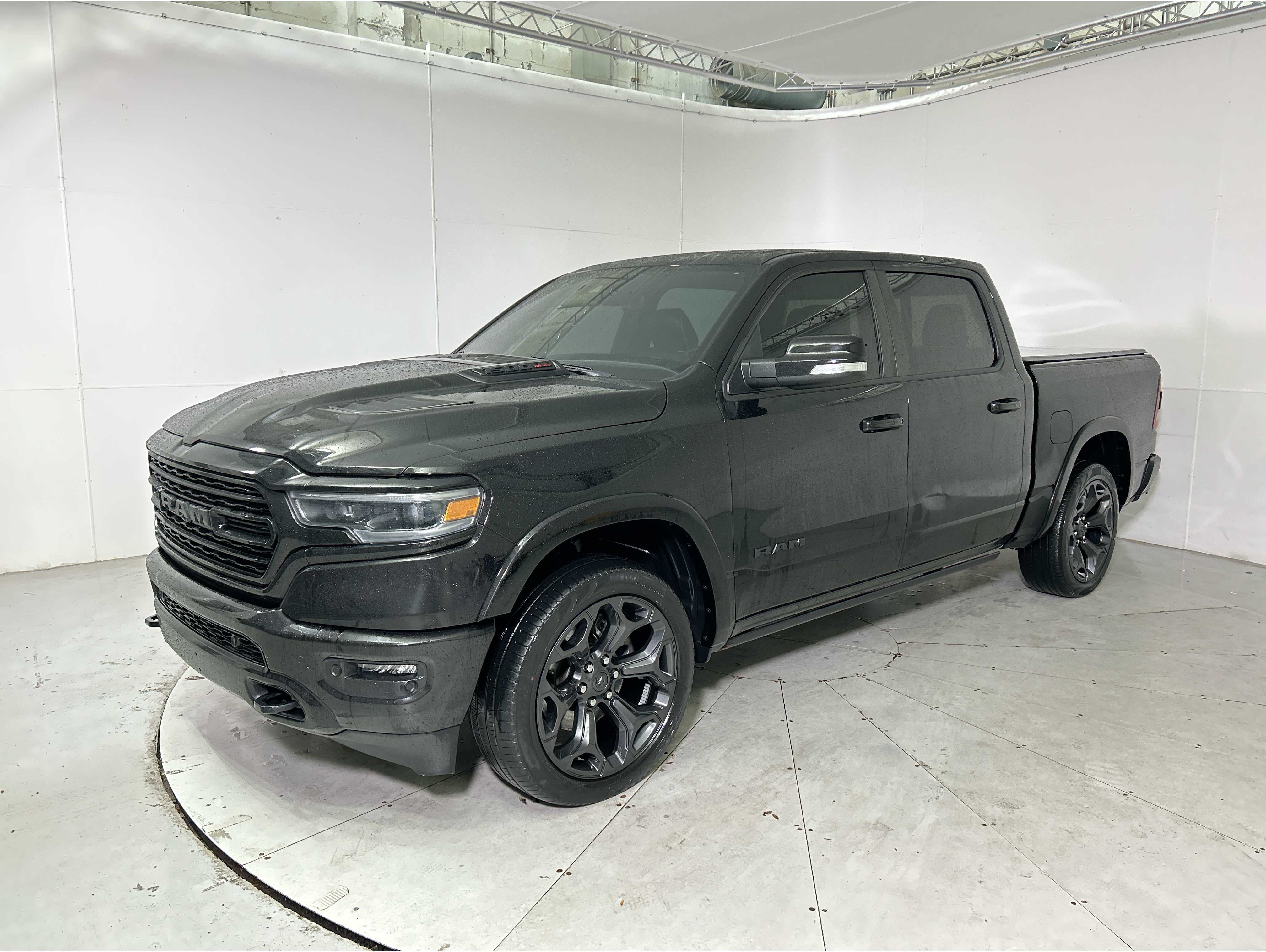 2022 RAM Ram 1500 Pickup Limited's photo