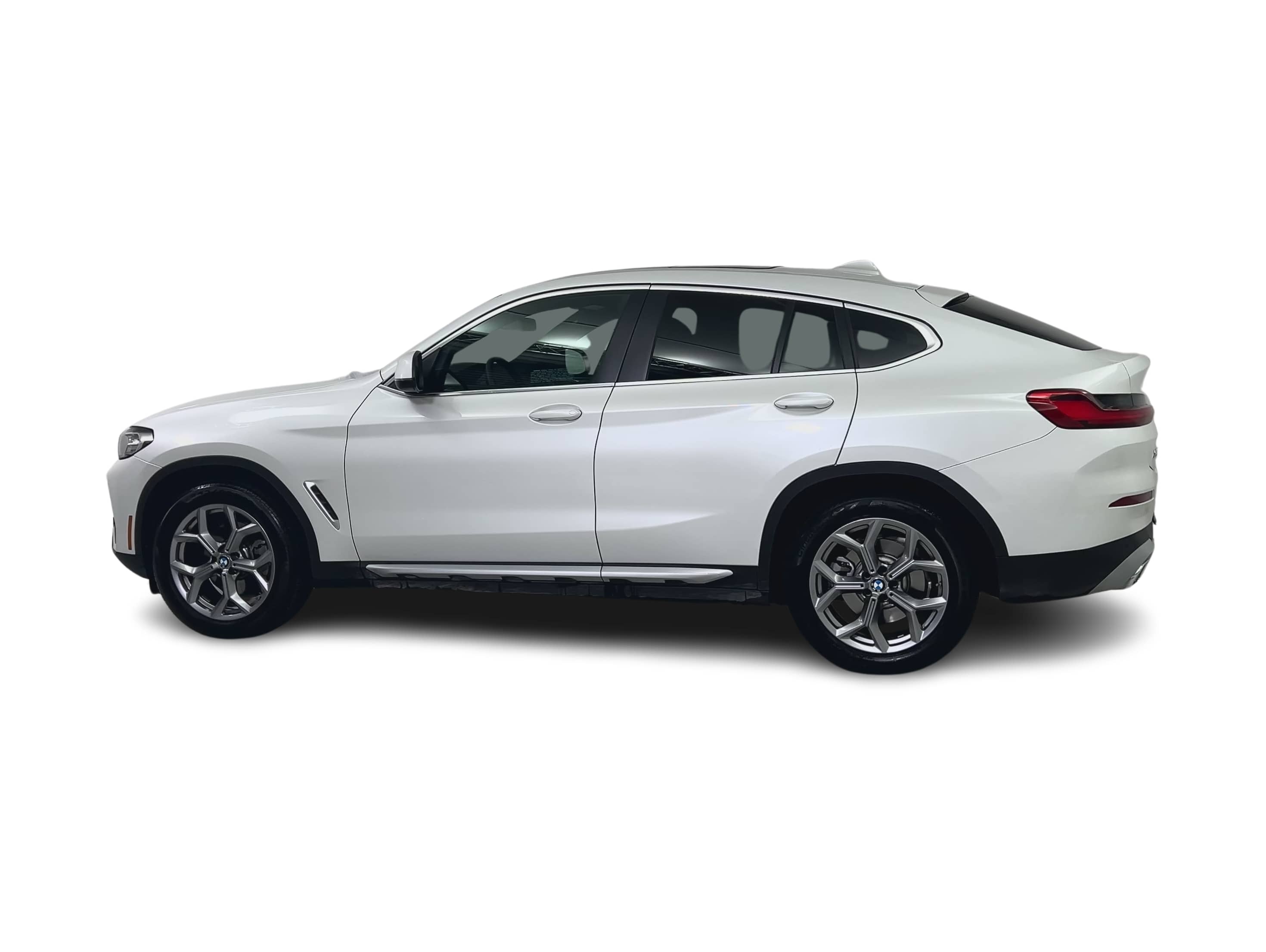 Thumbnail: 2025 BMW X4 - 1