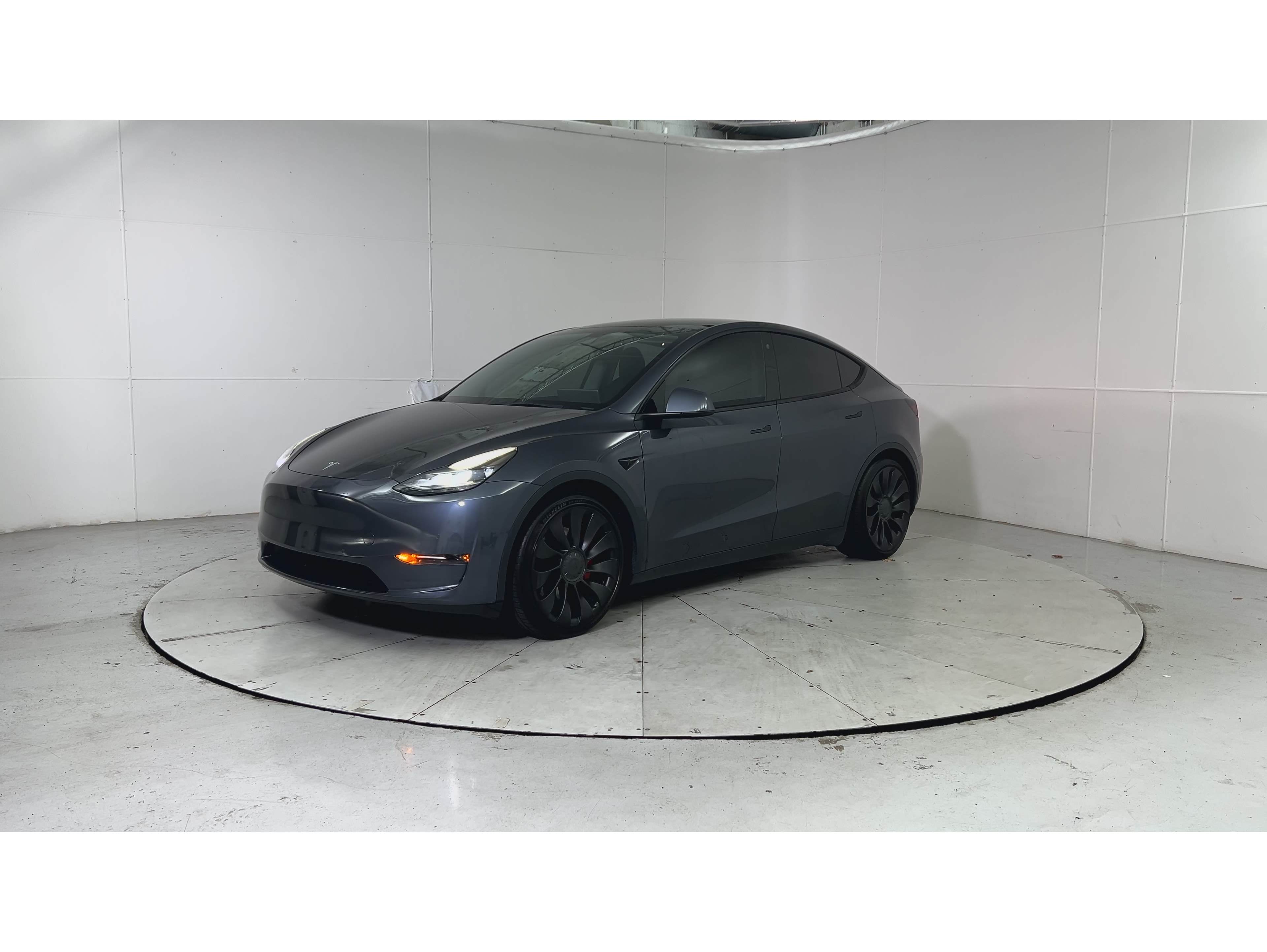 2022 Tesla Model Y Performance's photo