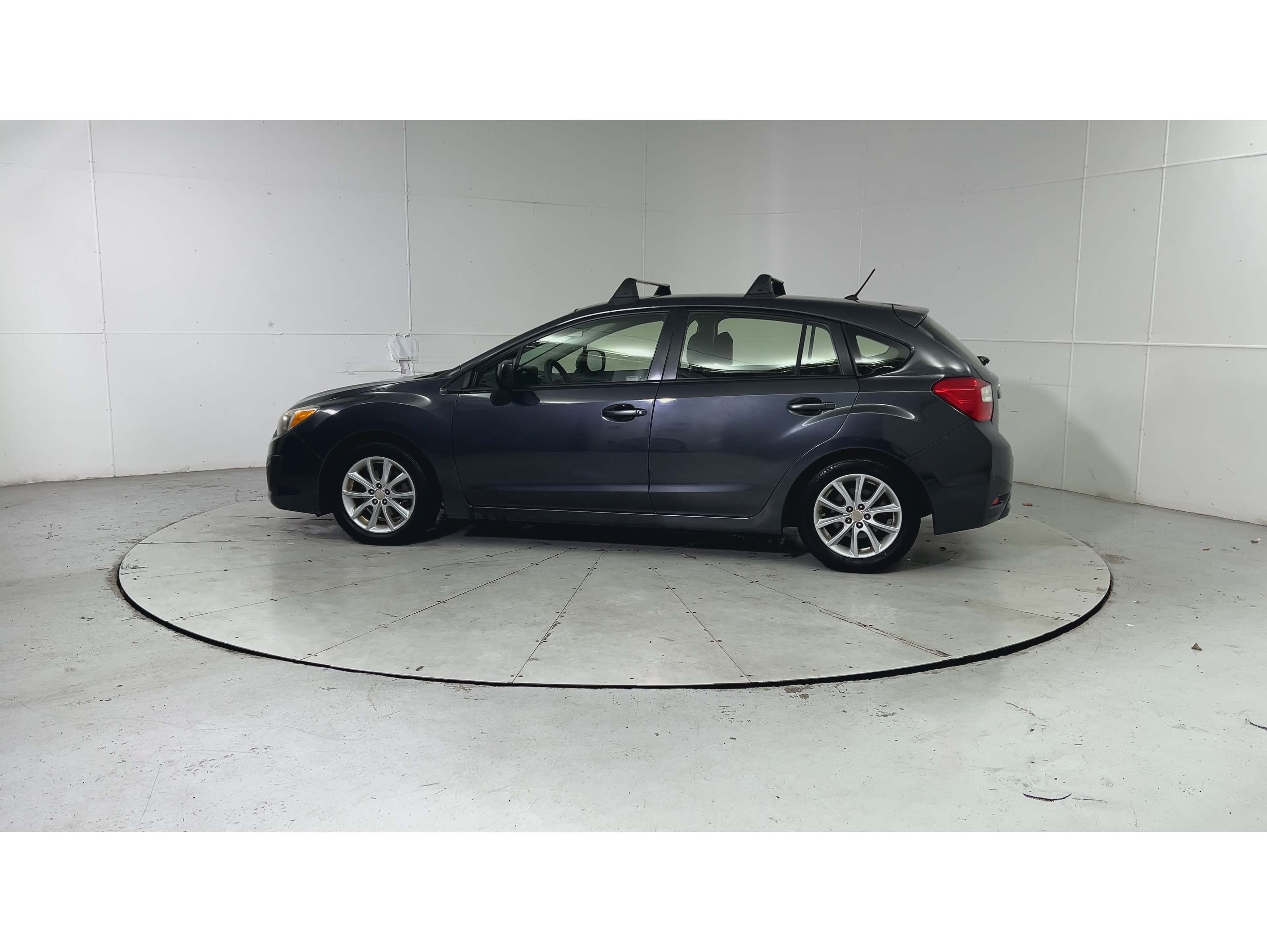 2014 Subaru Impreza 2.0I Premium's photo