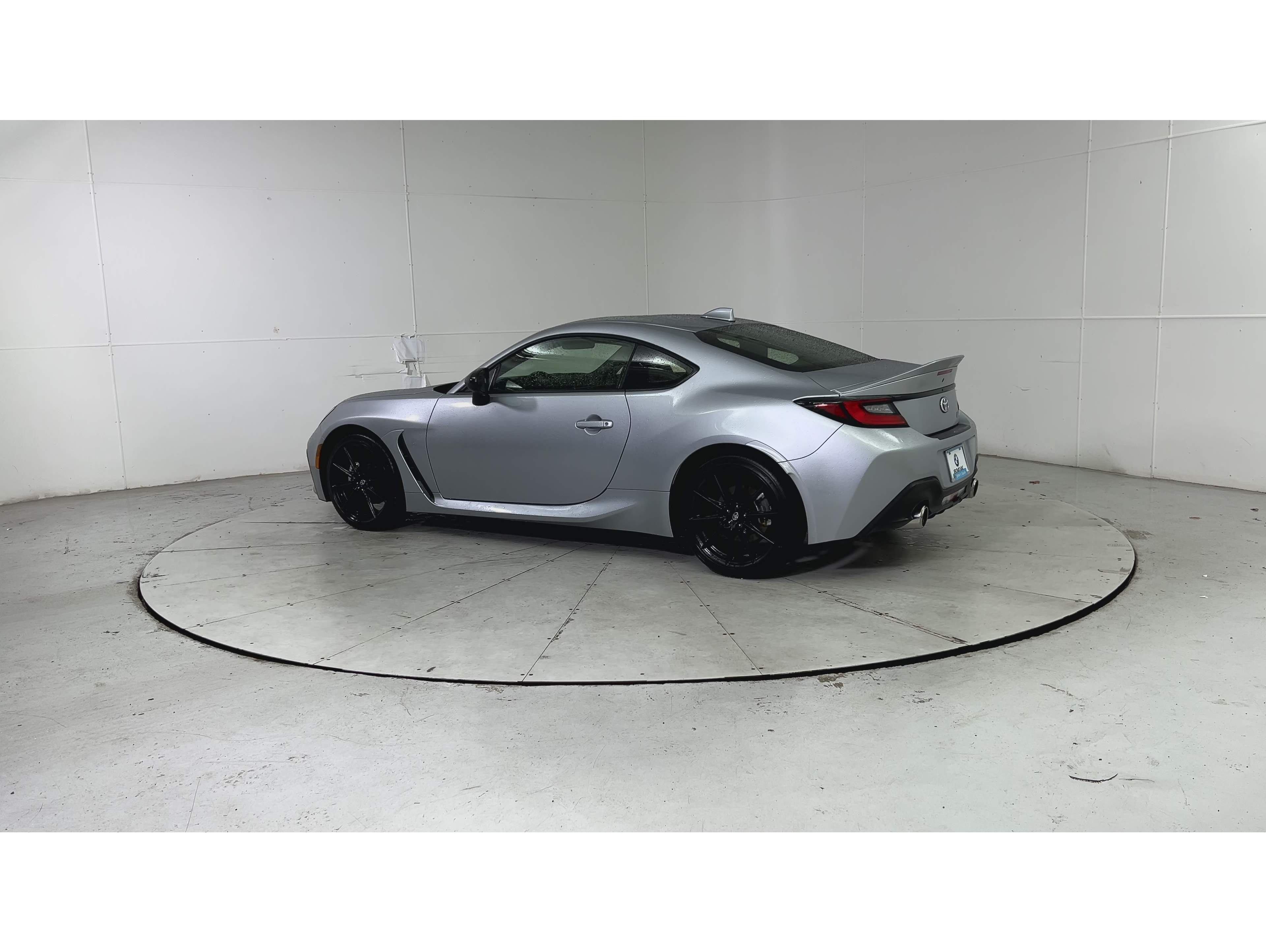 2023 Toyota GR86 Premium's photo