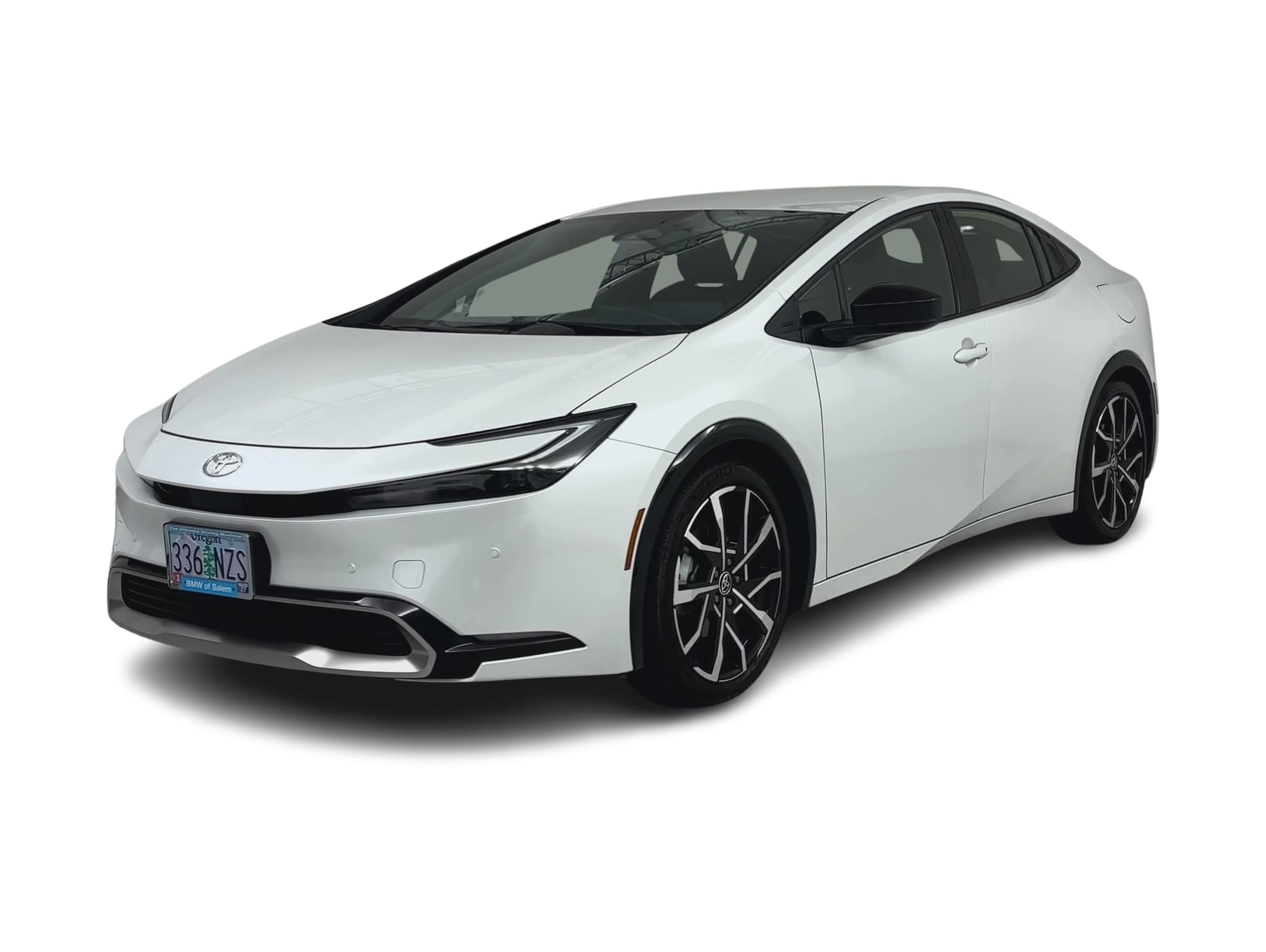 2025 Toyota Prius v  -
                  Salem, OR