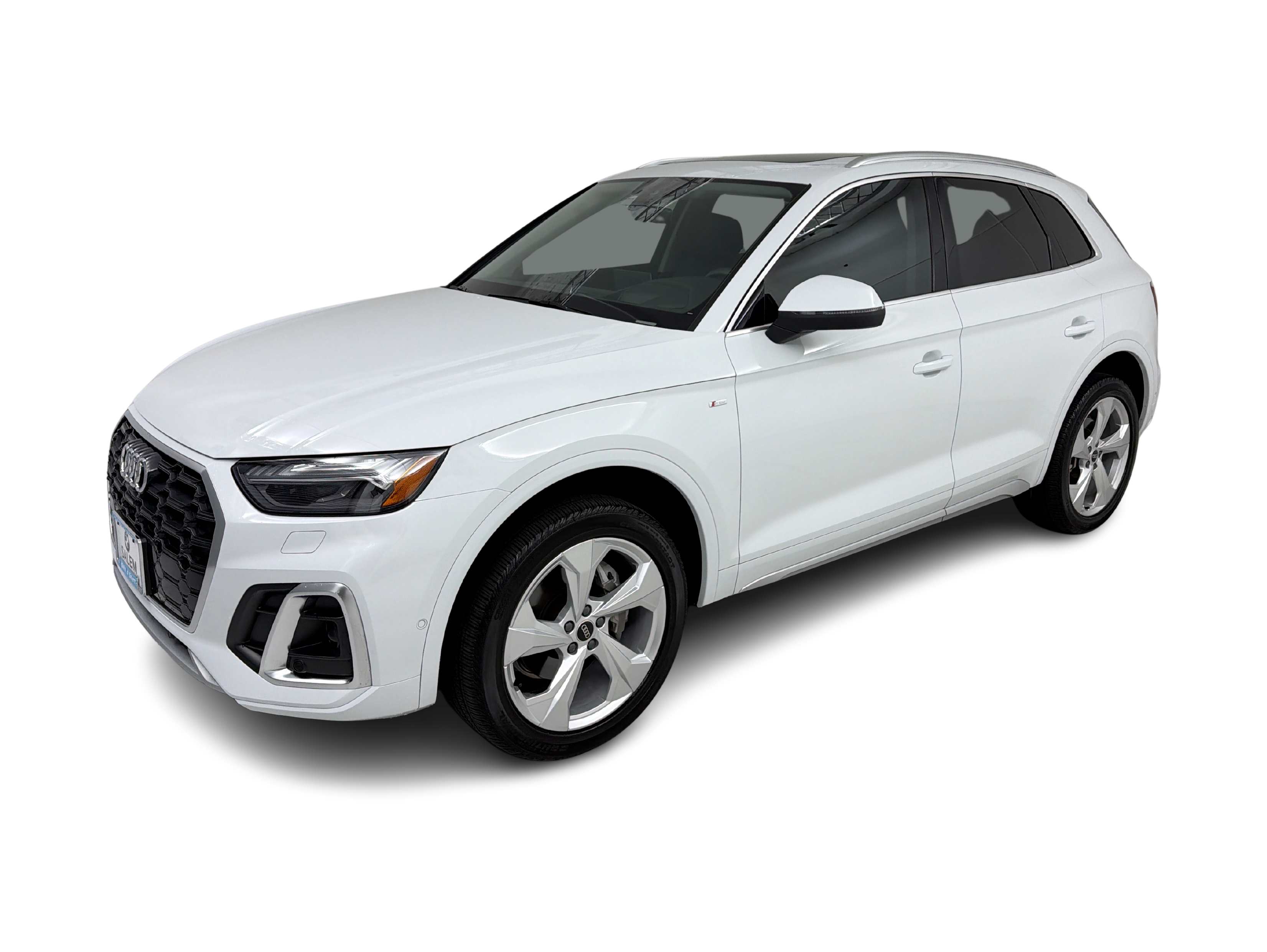 Thumbnail: 2023 Audi Q5 - 1