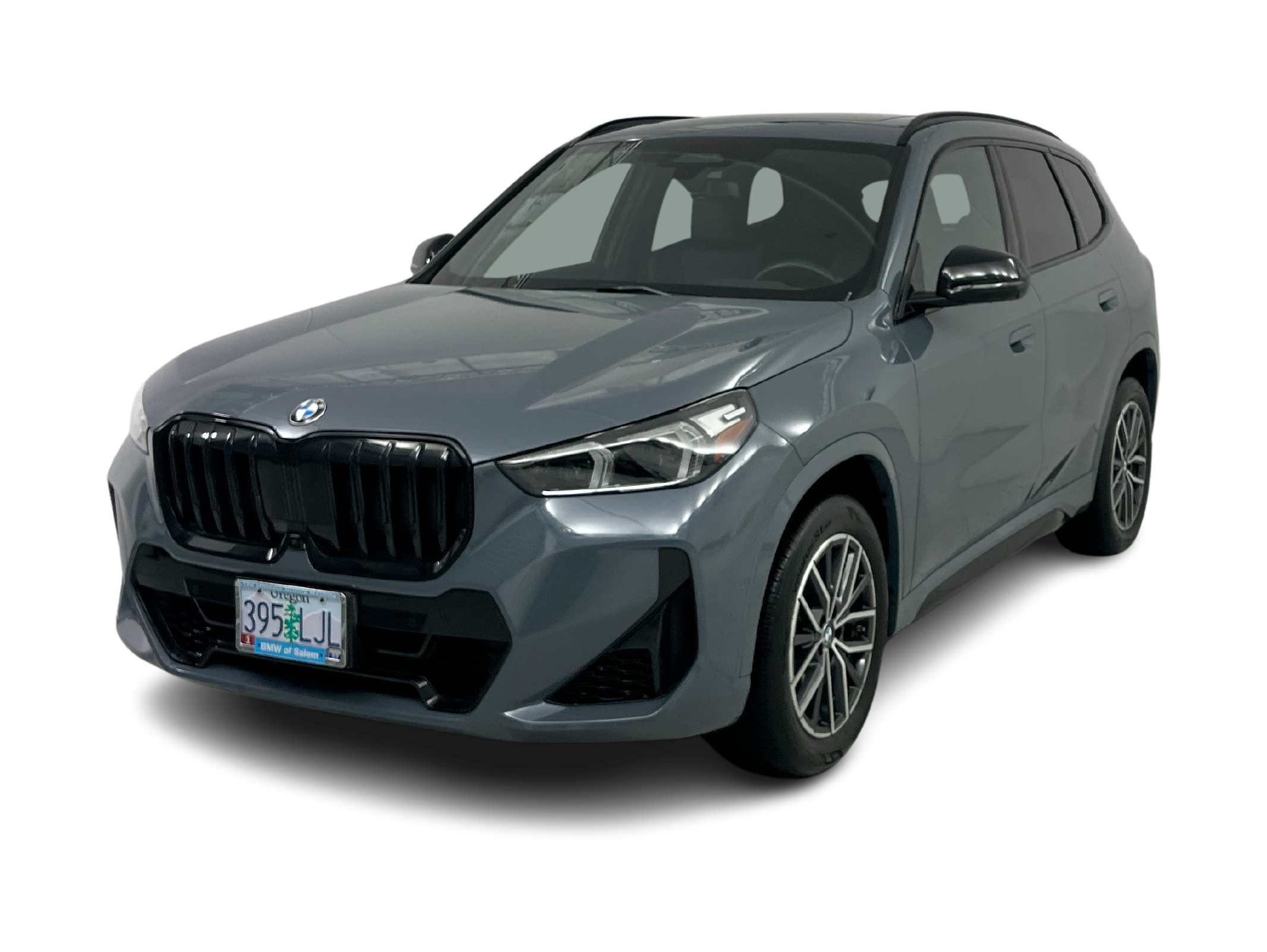 Thumbnail: 2023 BMW X1 - 1