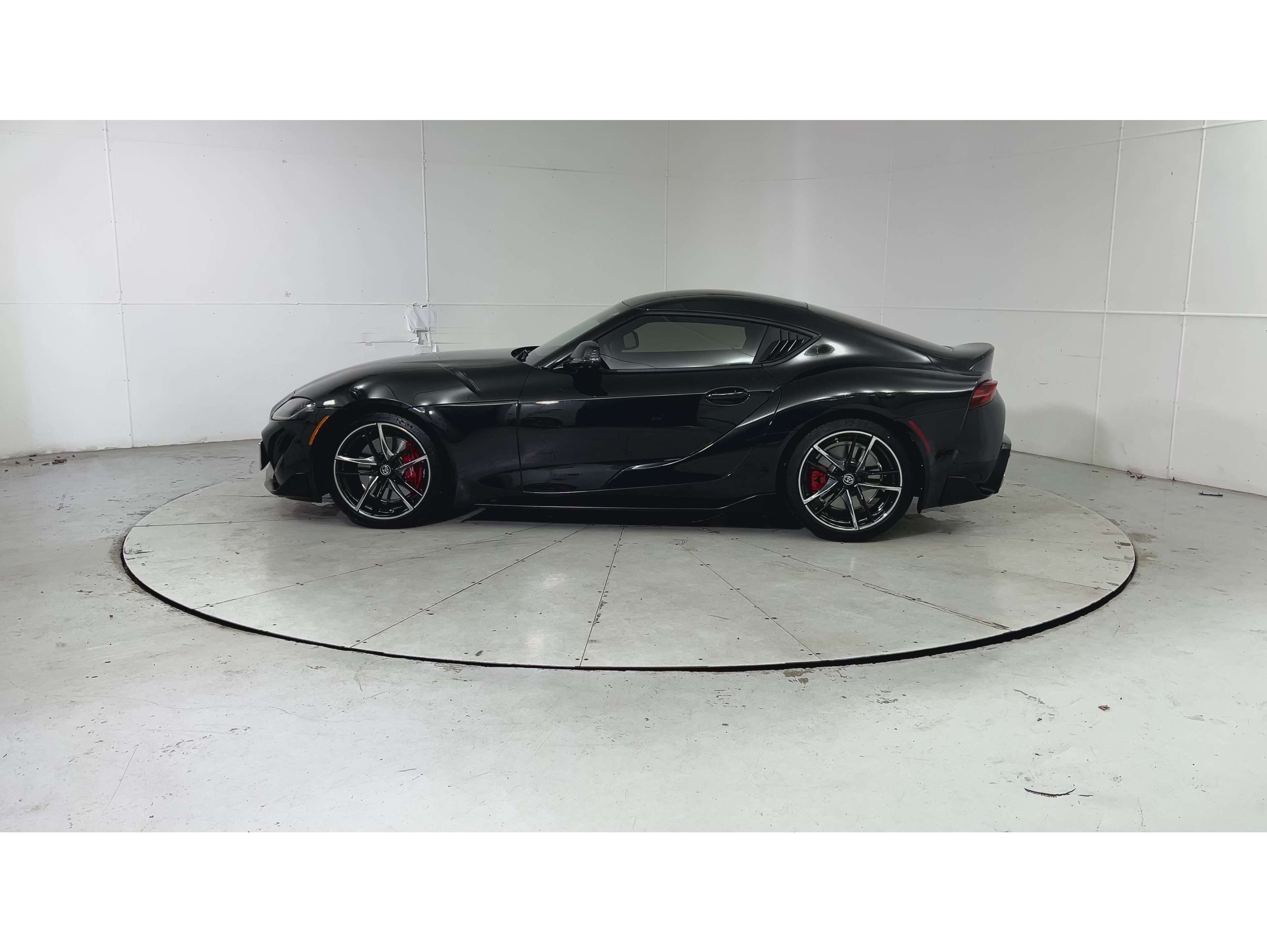 2022 Toyota Supra Premium's photo