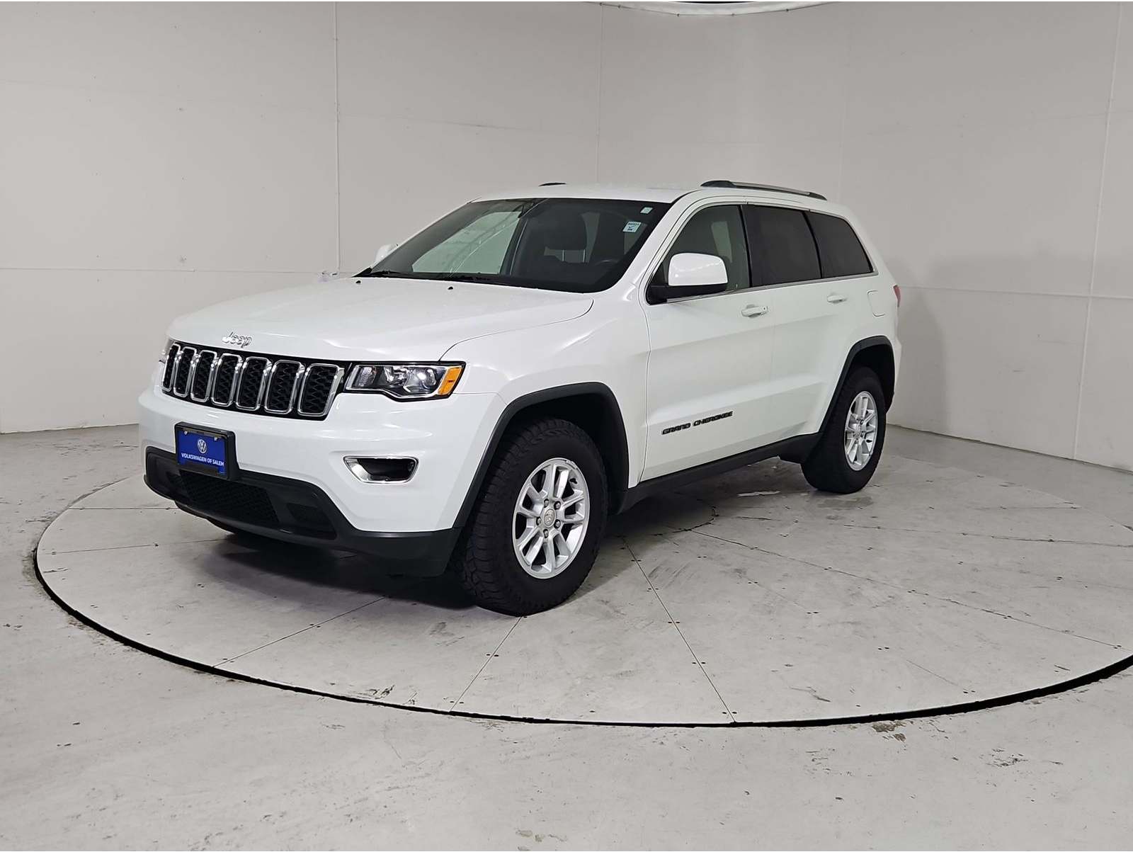 2019 Jeep Grand Cherokee Laredo E