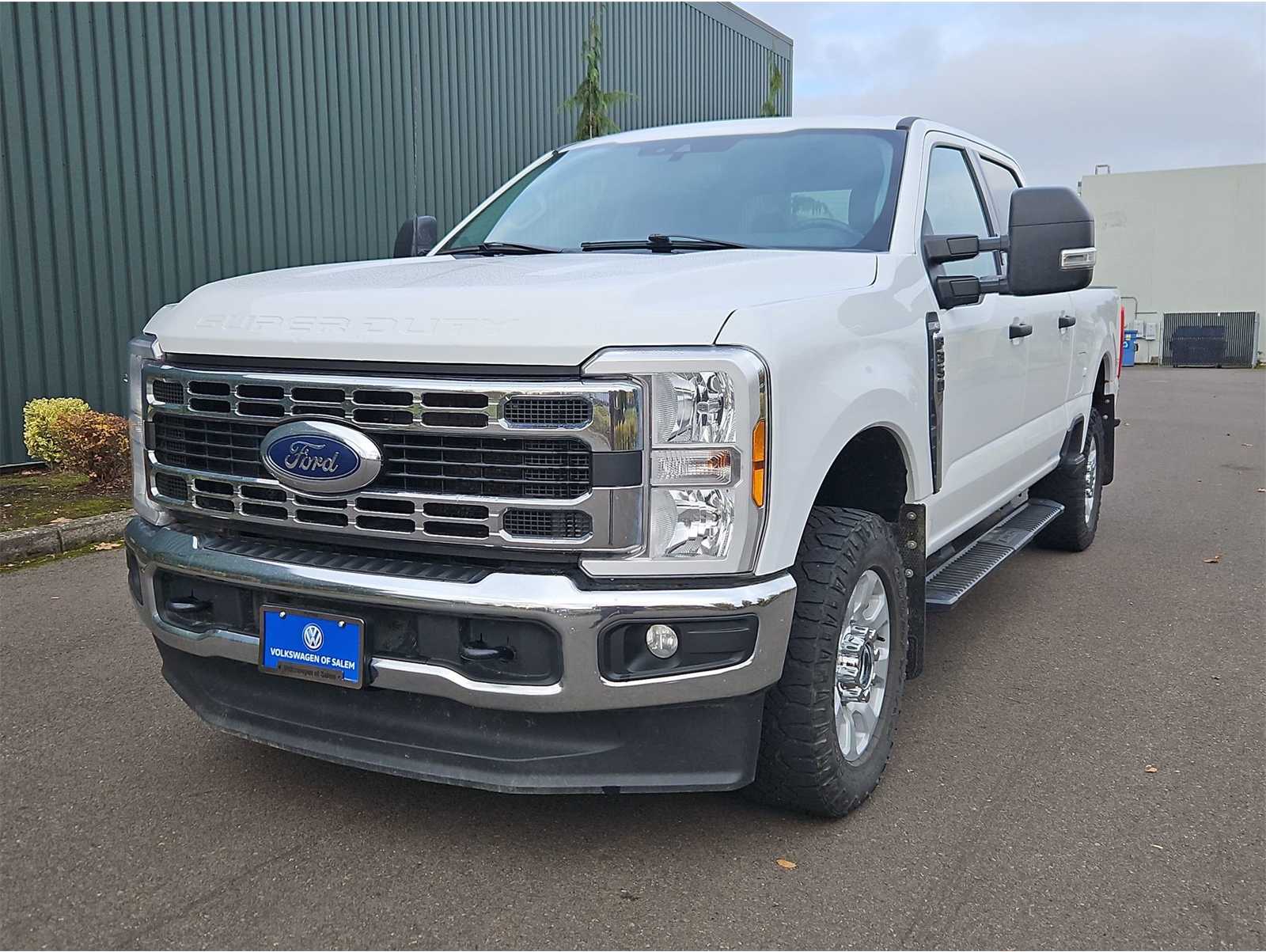 2024 Ford F-350 Super Duty XL's photo