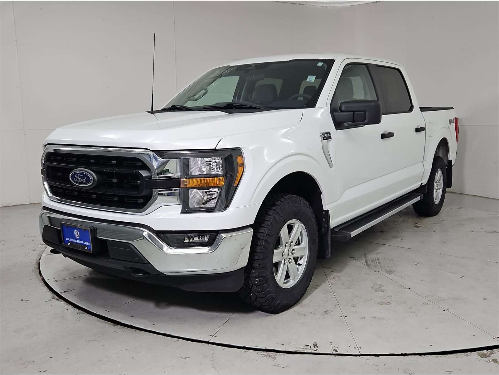 2023 Ford F-150 XLT's photo