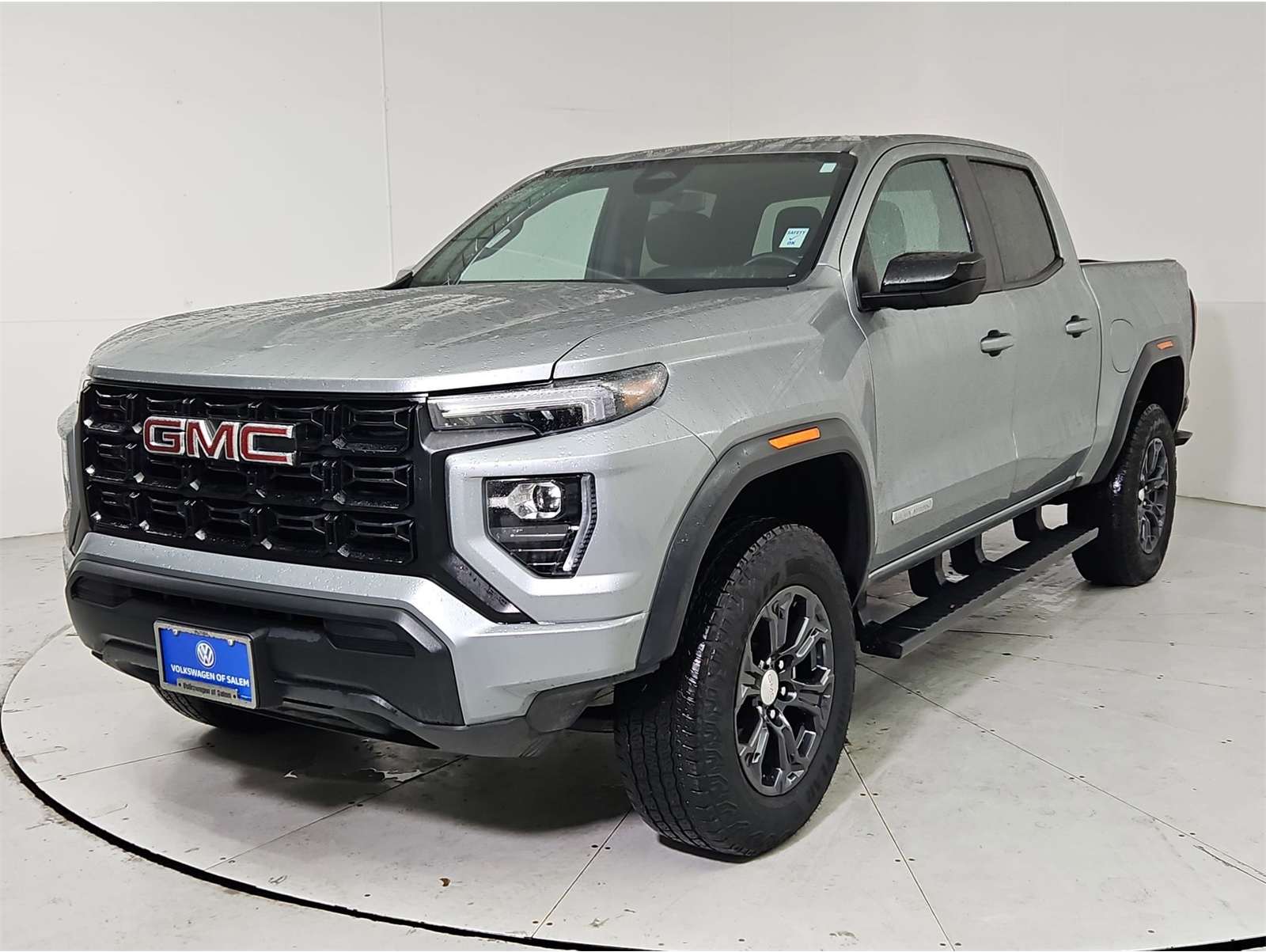 2024 GMC Canyon Elevation's photo