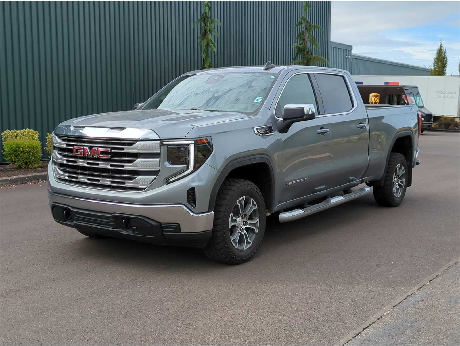 2023 GMC Sierra 1500 SLE's photo