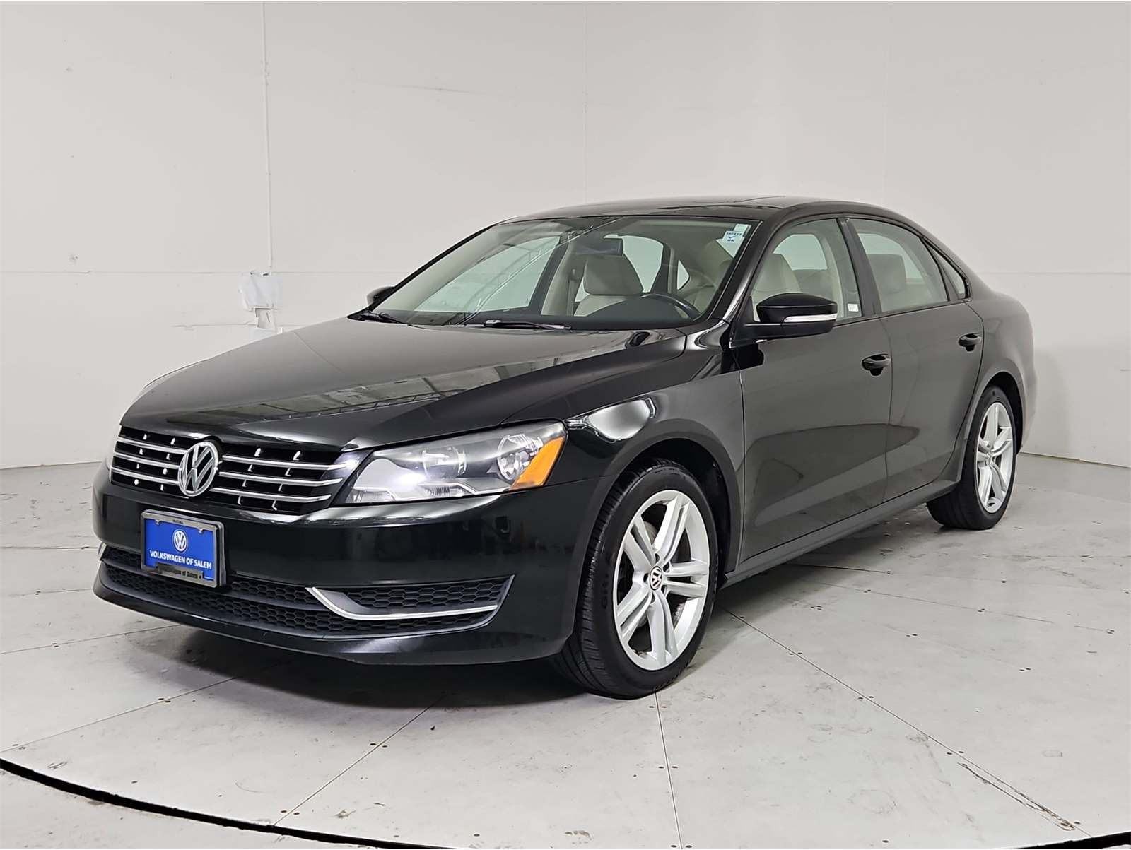 2014 Volkswagen Passat SE