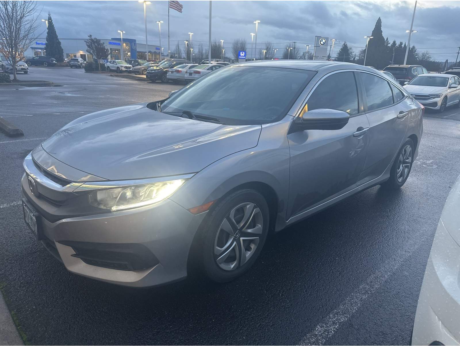 2016 Honda Civic LX's photo