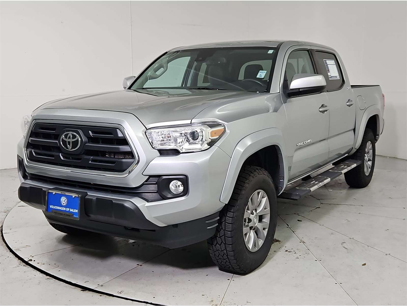 2019 Toyota Tacoma SR5's photo