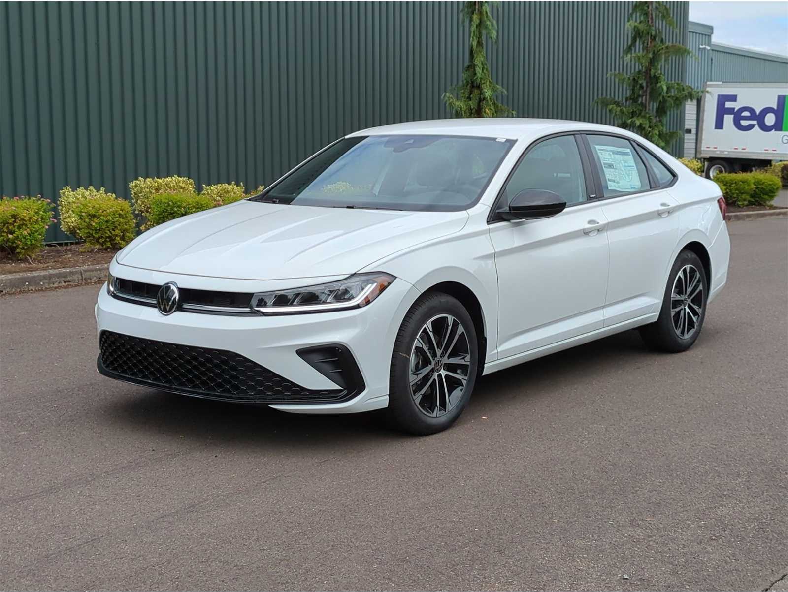 2025 Volkswagen Jetta Sport's photo