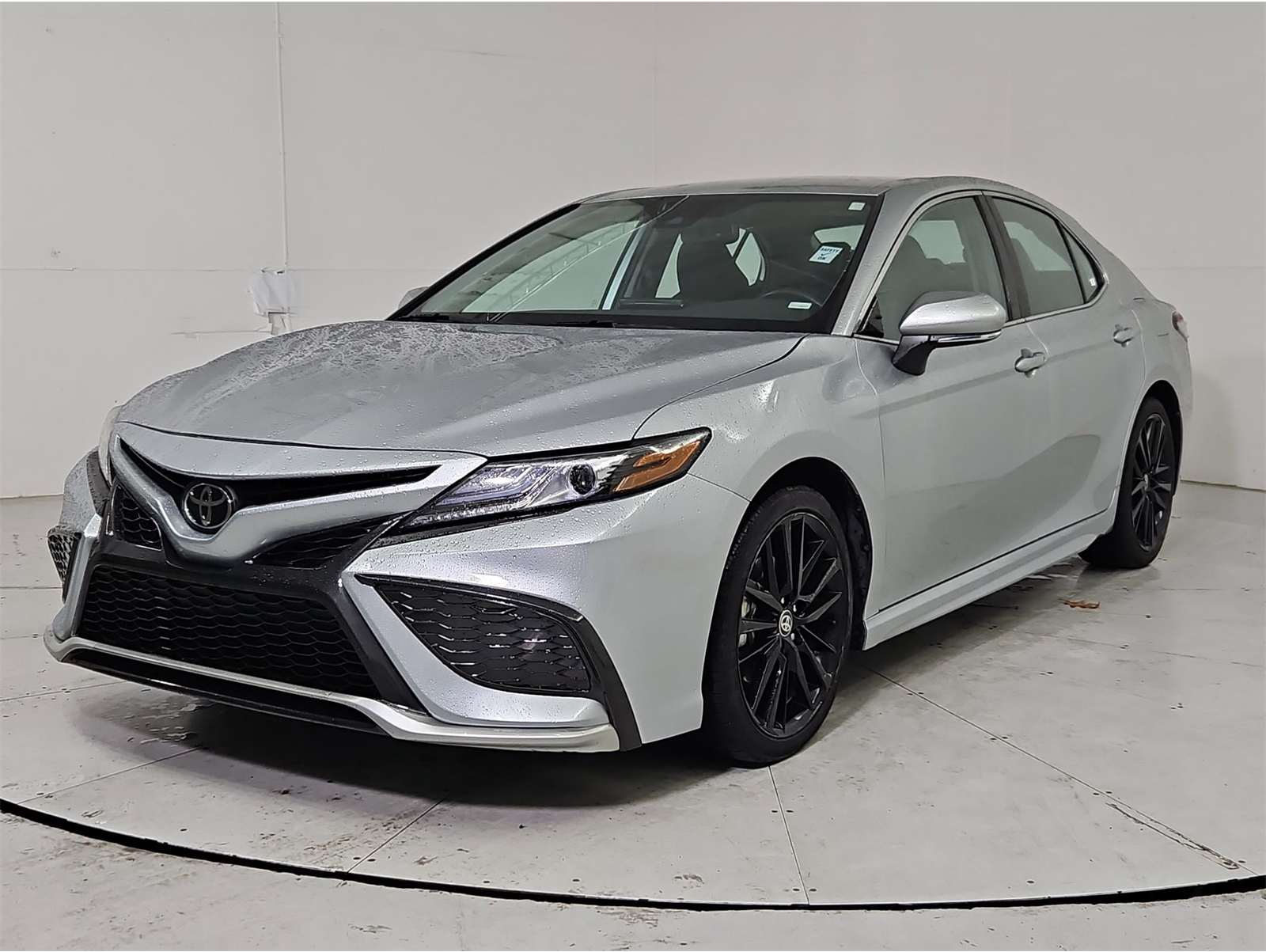 2023 Toyota Camry XSE's photo