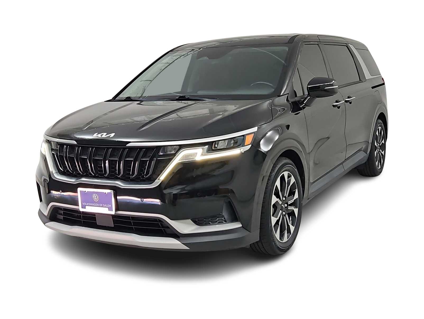 2022 Kia Carnival EX Hero Image