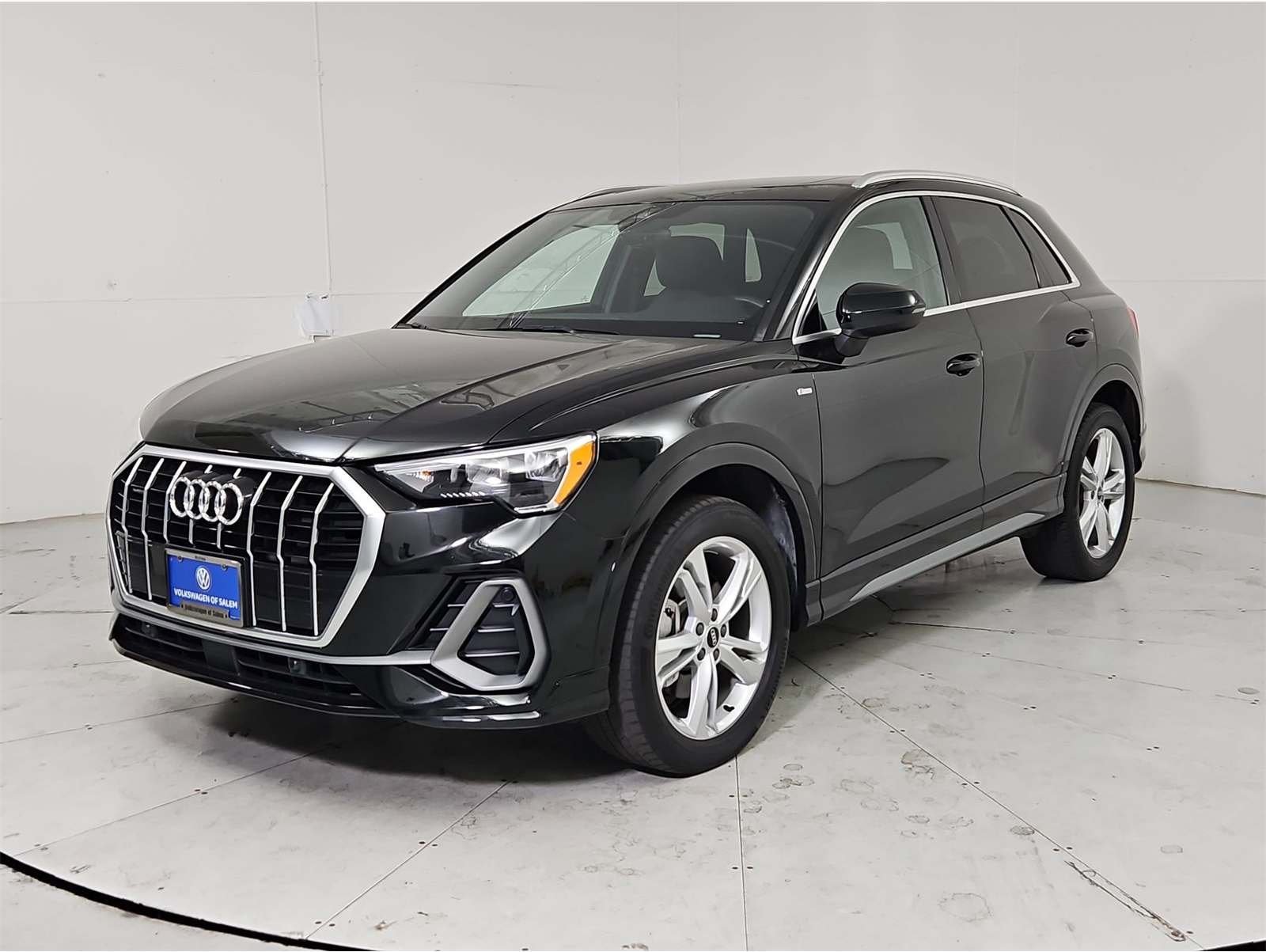 2022 Audi Q3 S Line Premium's photo
