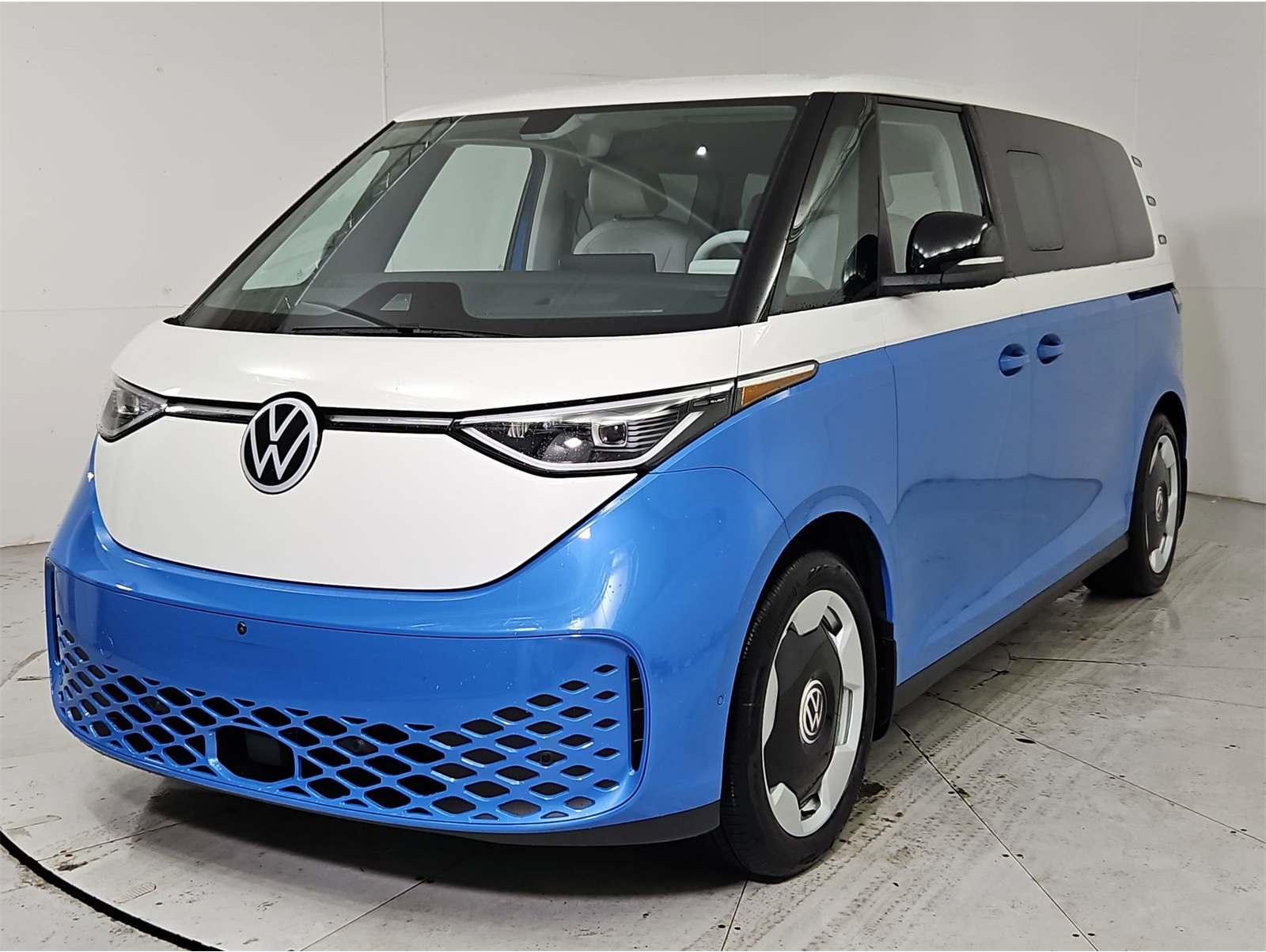 2025 Volkswagen ID. Buzz PRO S PLus's photo