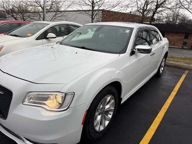 2016 Chrysler 300 Anniversary Package's photo