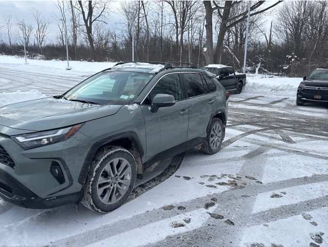 2023 Toyota RAV4 XLE Premium