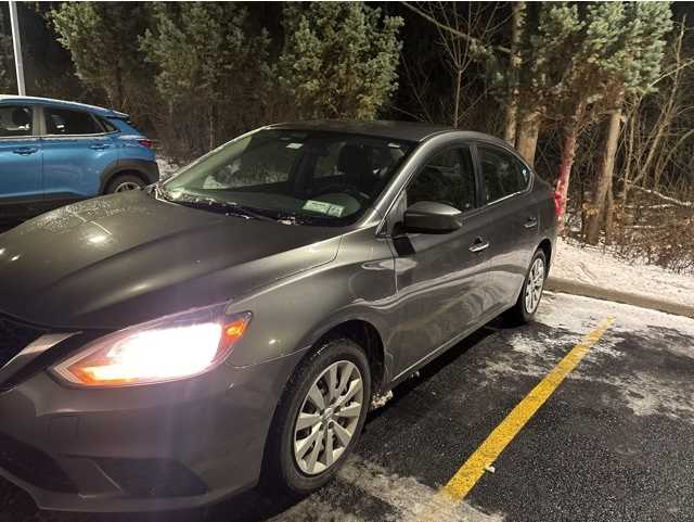 2017 Nissan Sentra SV's photo