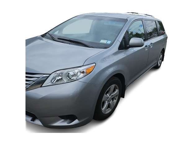 2016 Toyota Sienna LE -
                Orchard Park, NY