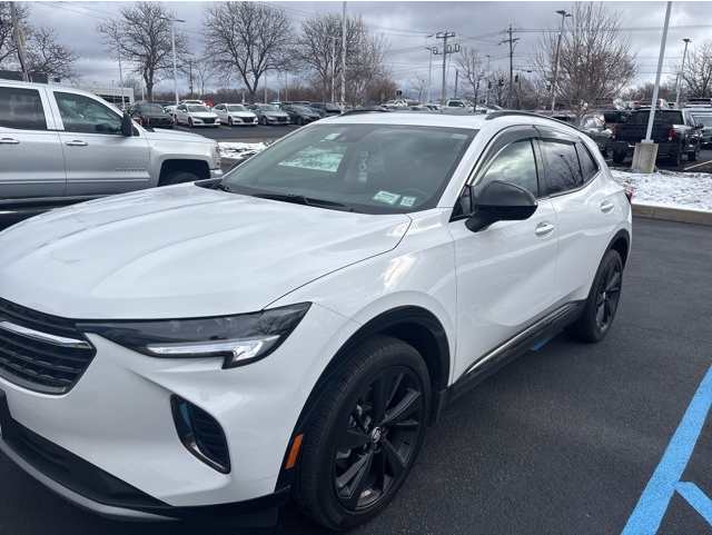 2023 Buick Envision Essence's photo