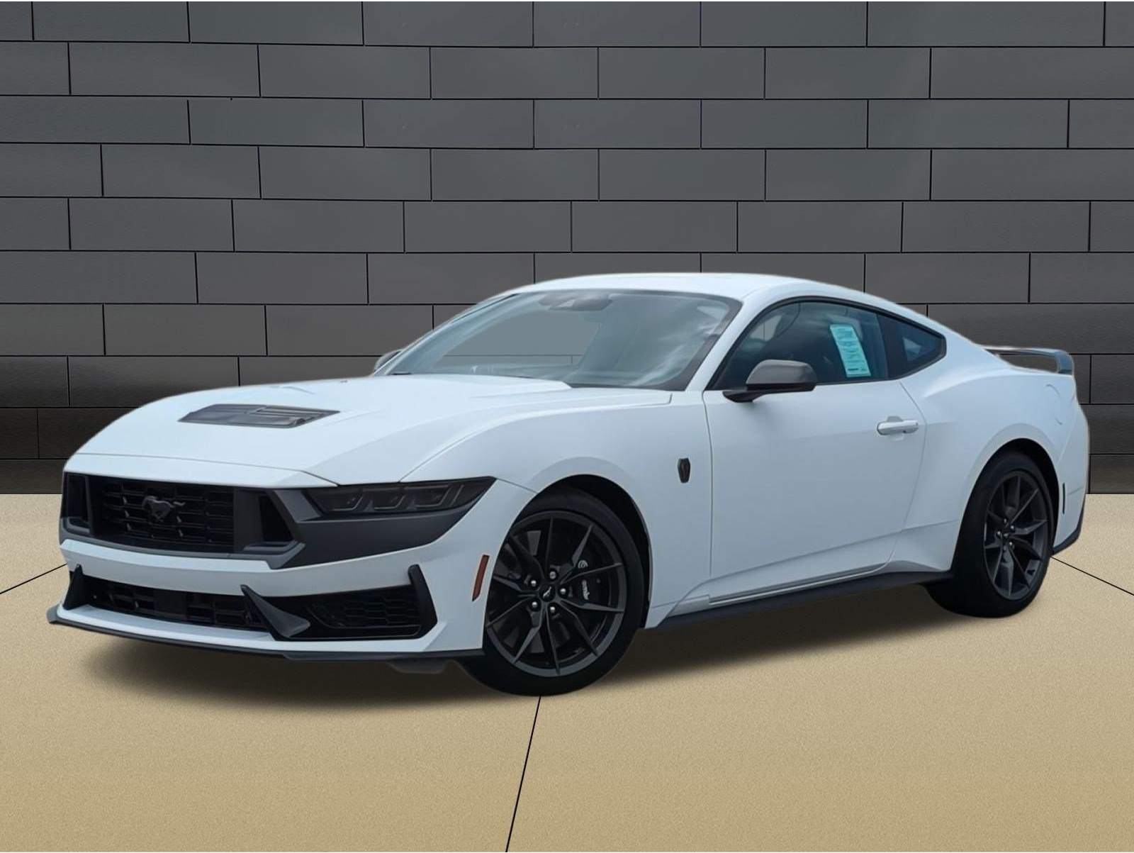 2025 Ford Mustang Dark Horse's photo