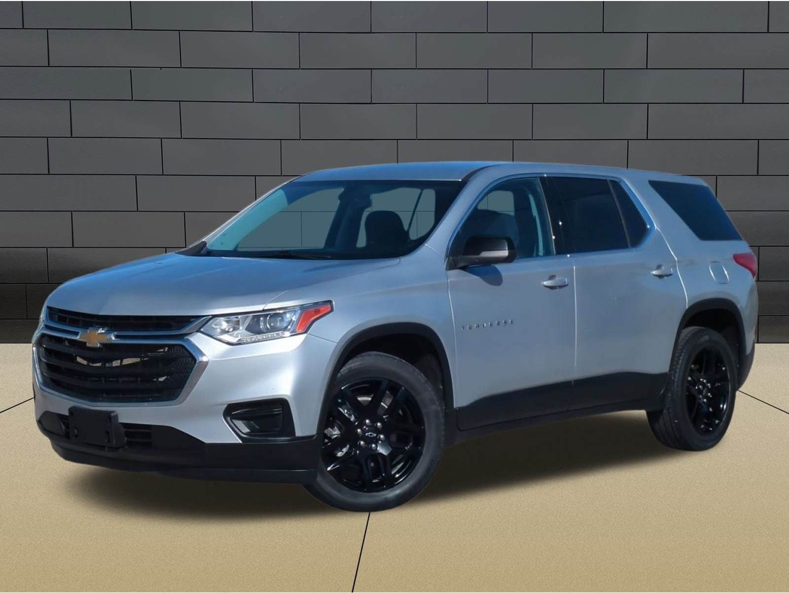 2021 Chevrolet Traverse LS's photo