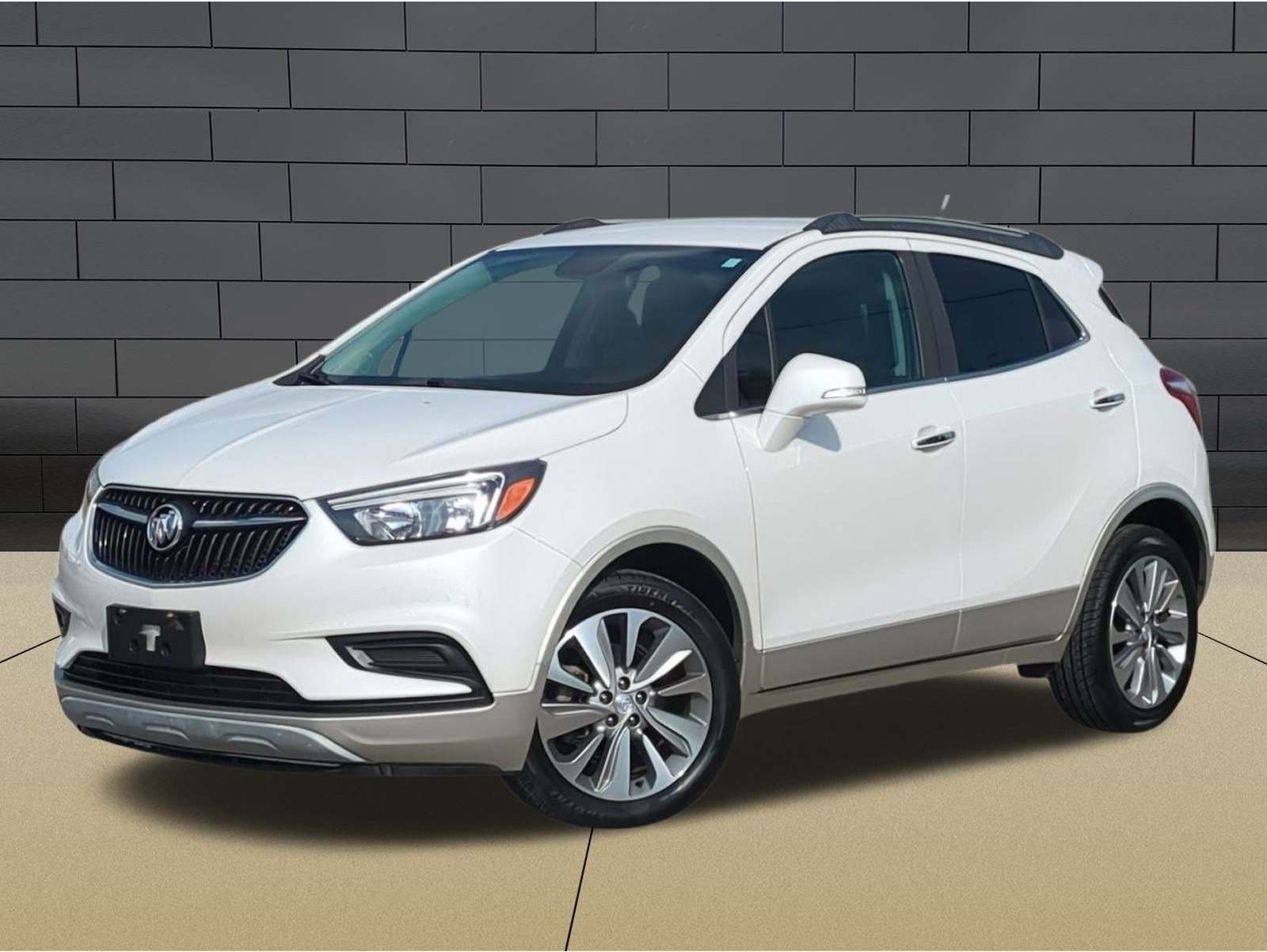 2018 Buick Encore Preferred's photo