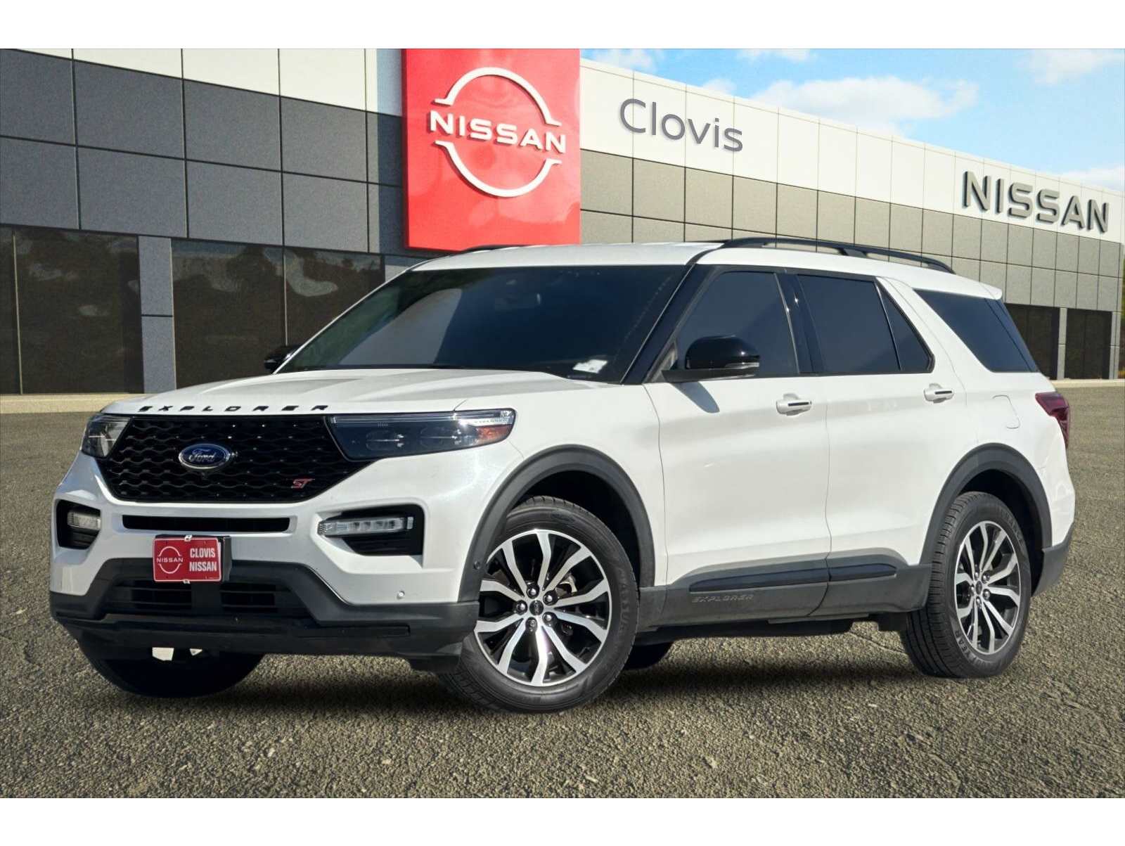 2020 Ford Explorer ST's photo