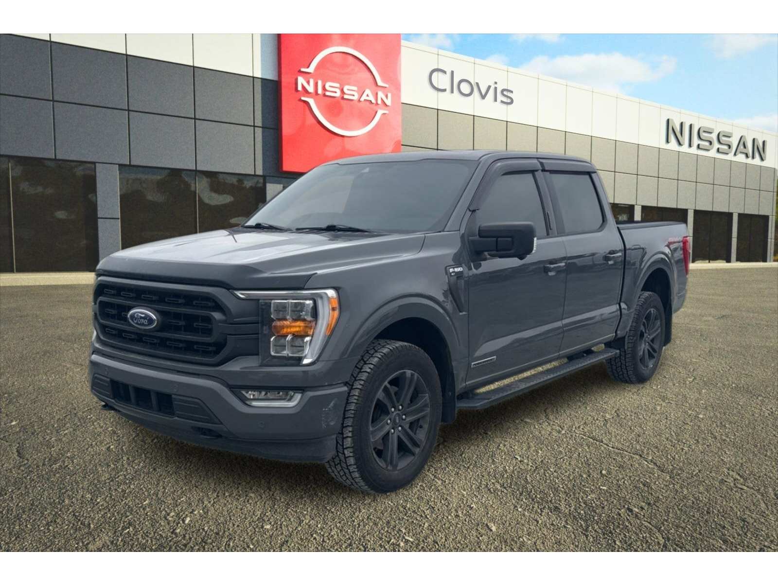 2021 Ford F-150 XLT's photo