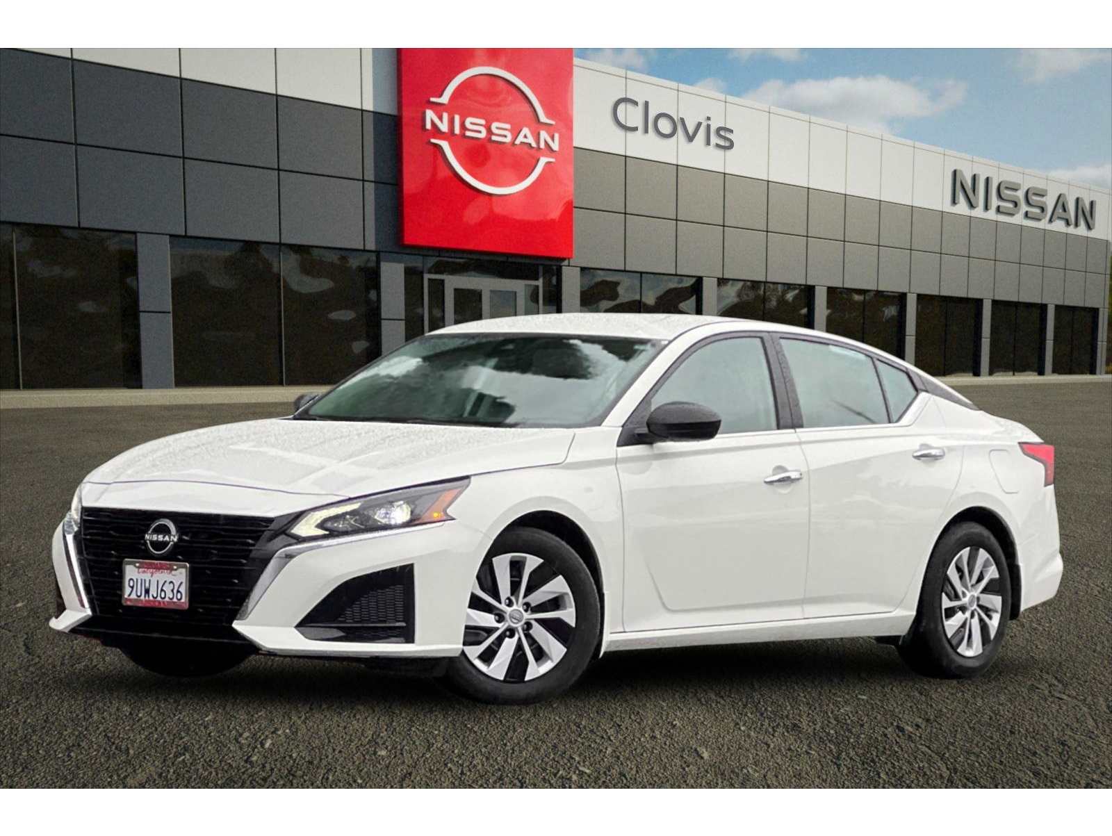 2025 Nissan Altima S's photo