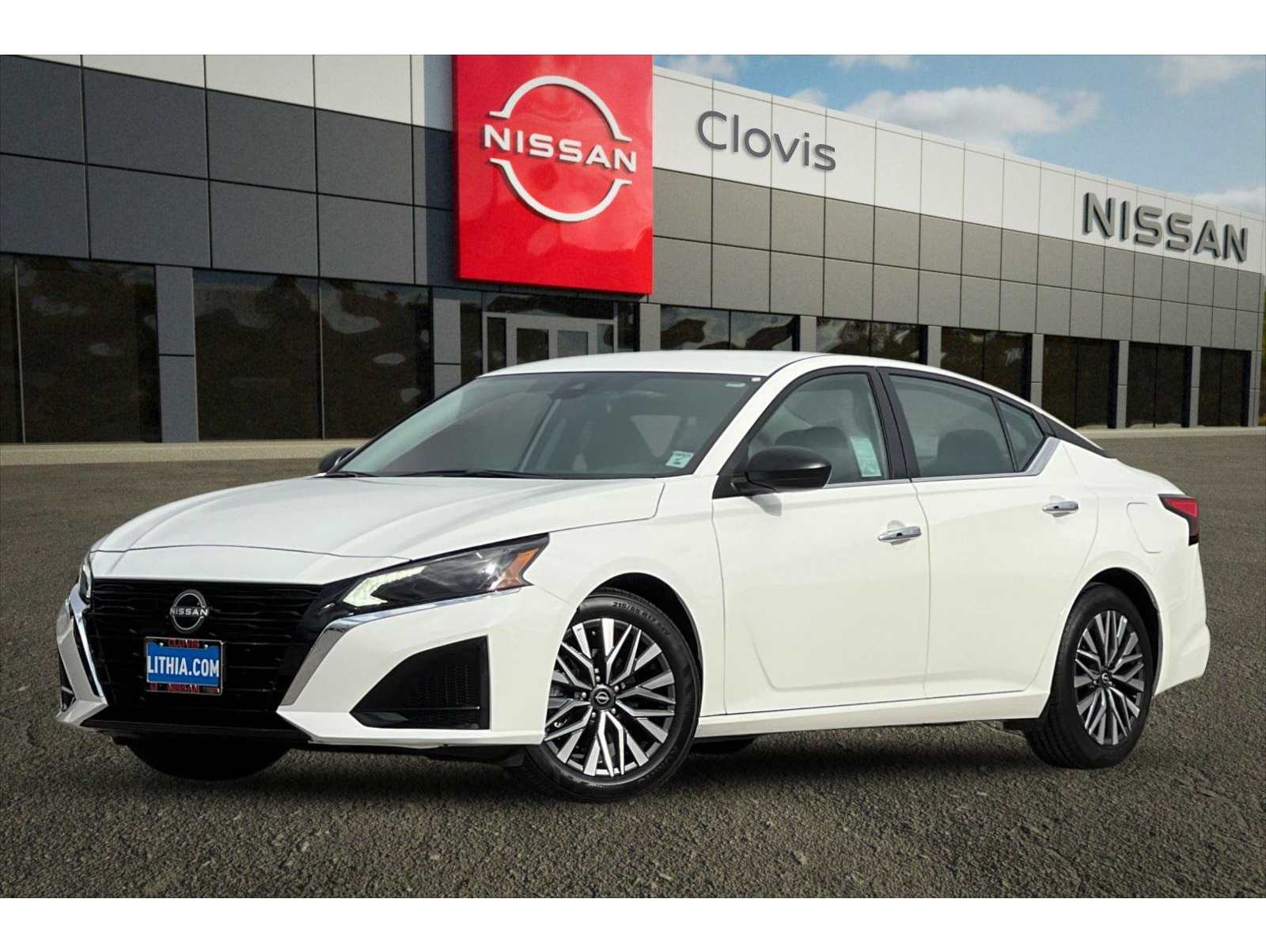 2025 Nissan Altima SV's photo