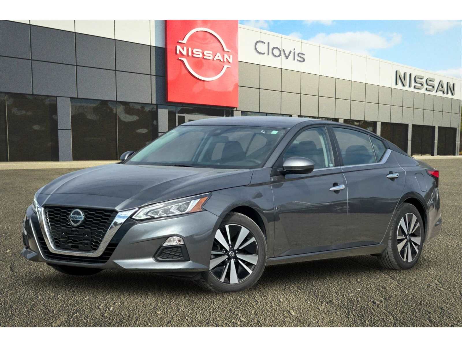 2022 Nissan Altima SV
