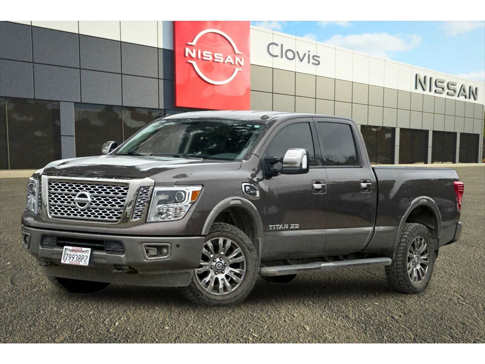 2018 Nissan Titan XD Platinum Reserve's photo