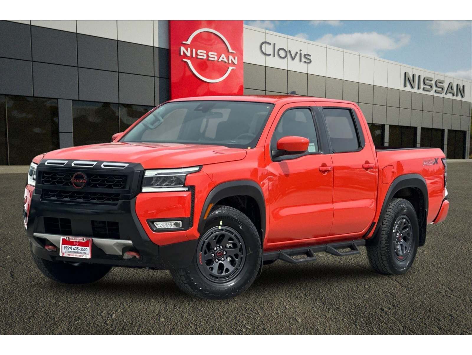 2025 Nissan Frontier PRO-X's photo