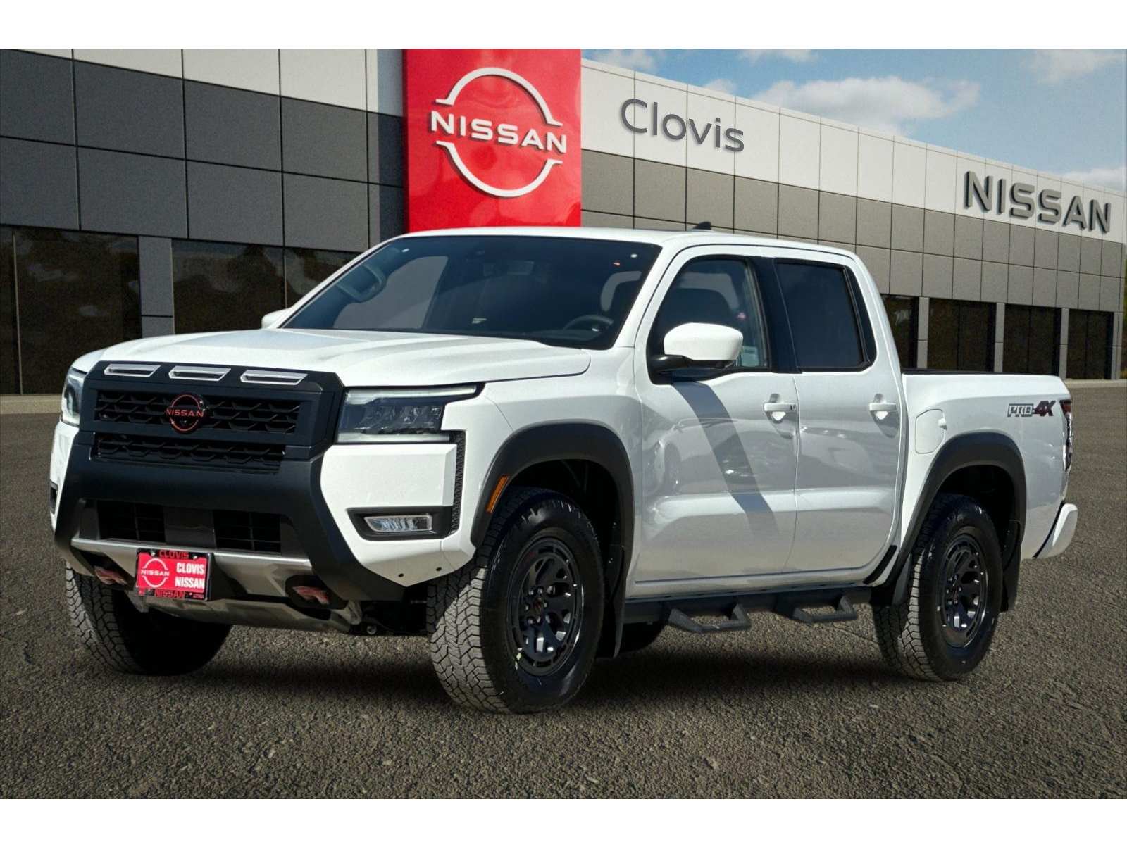 2026 Nissan Frontier PRO-4X's photo