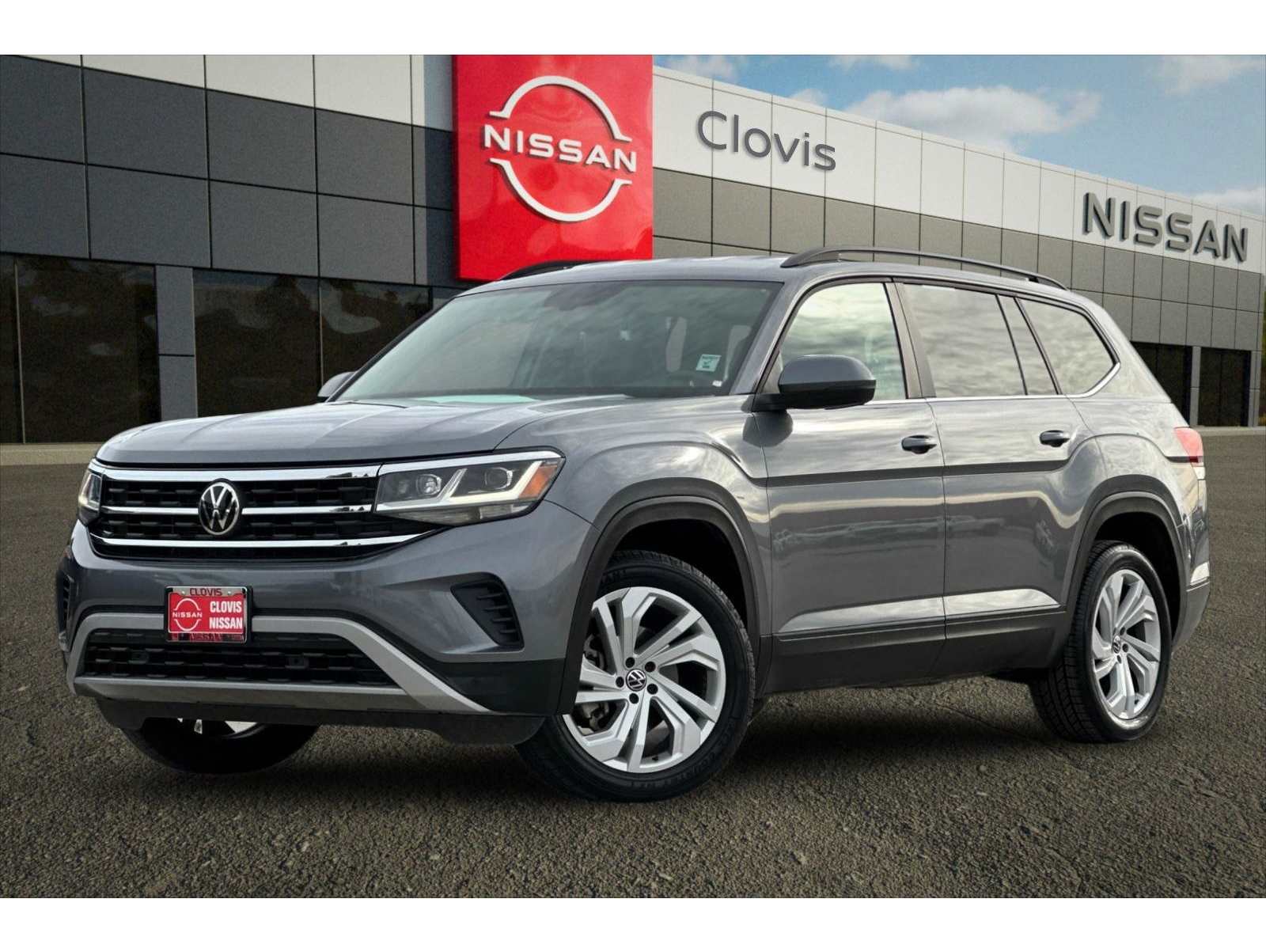 2022 Volkswagen Atlas SE w/Tech's photo