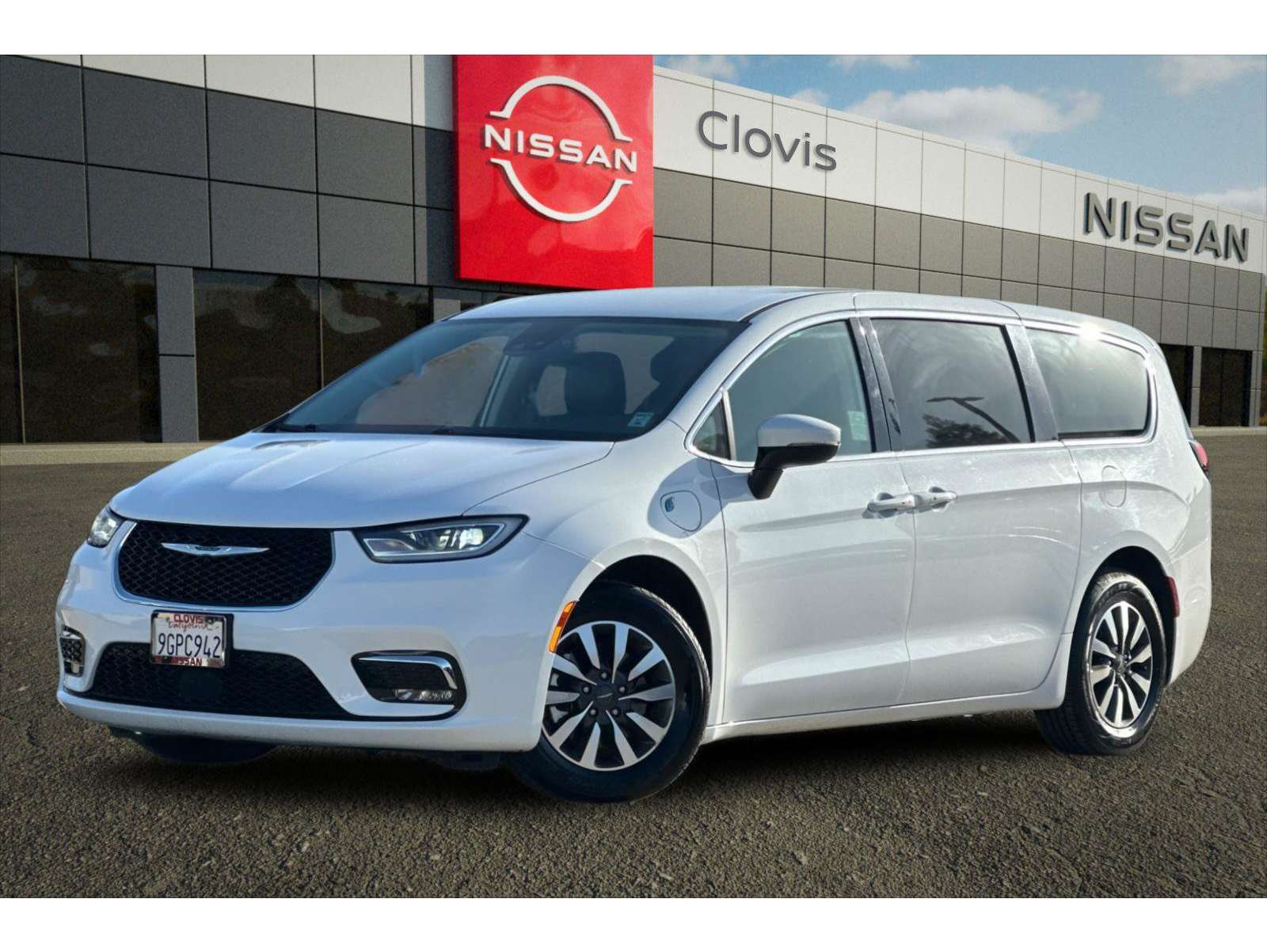 2023 Chrysler Pacifica Hybrid